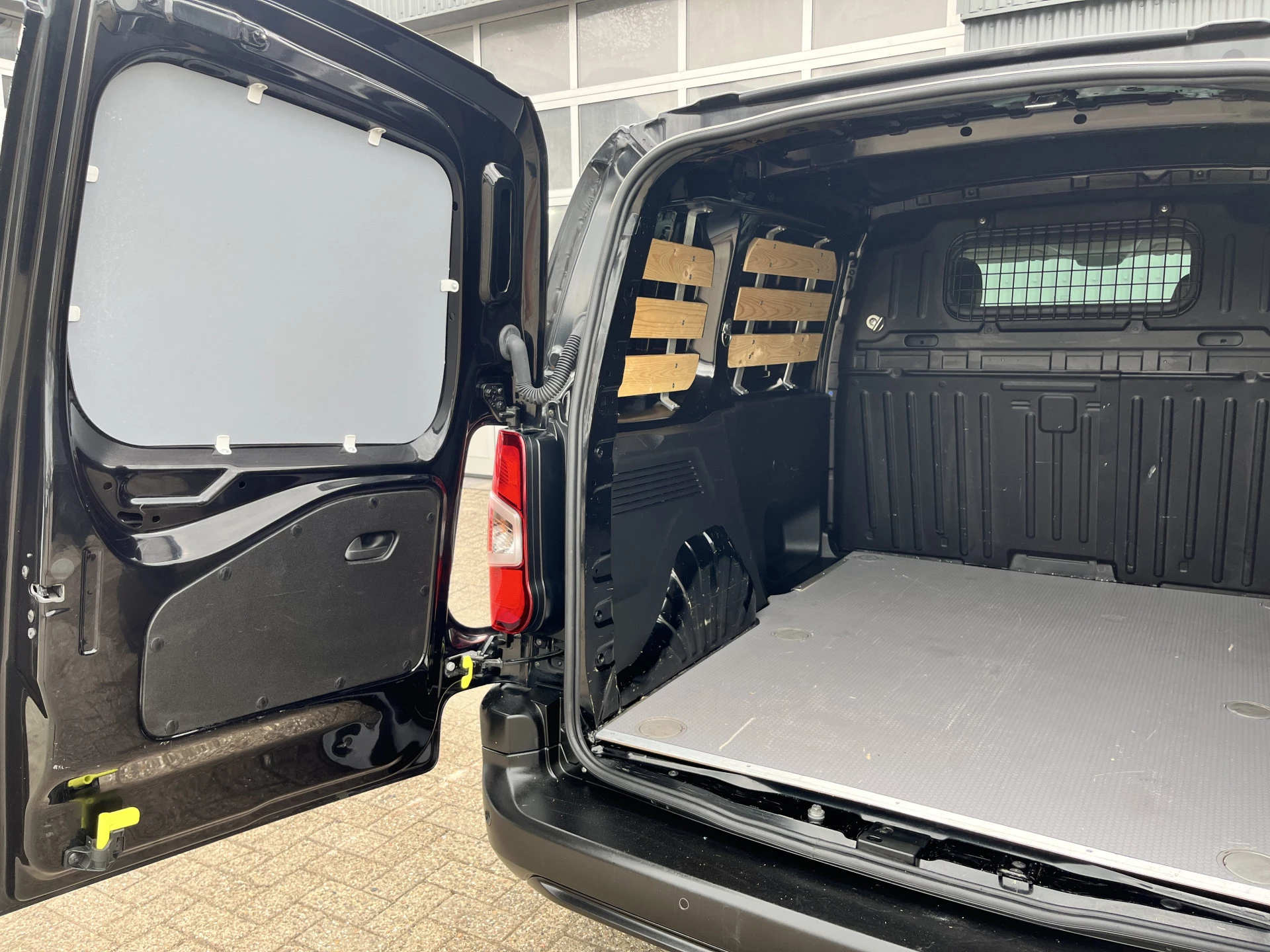 Hoofdafbeelding Peugeot Partner