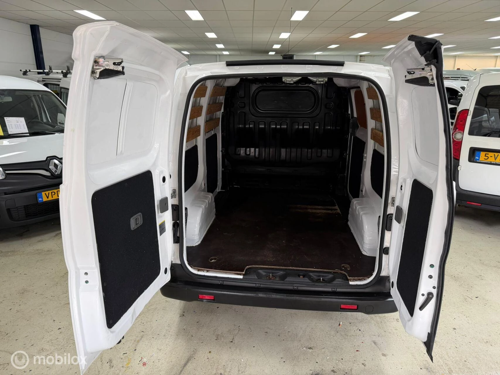 Hoofdafbeelding Nissan NV200