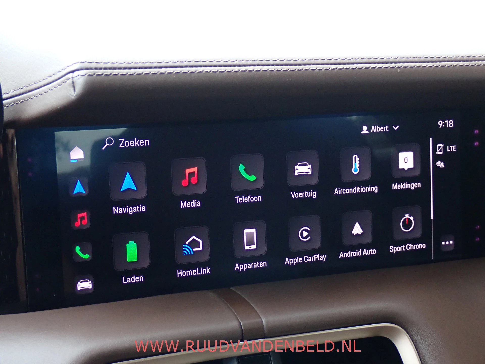 Hoofdafbeelding Porsche Taycan