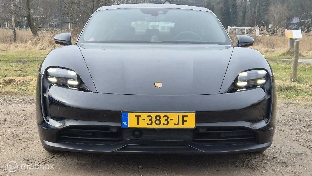 Hoofdafbeelding Porsche Taycan