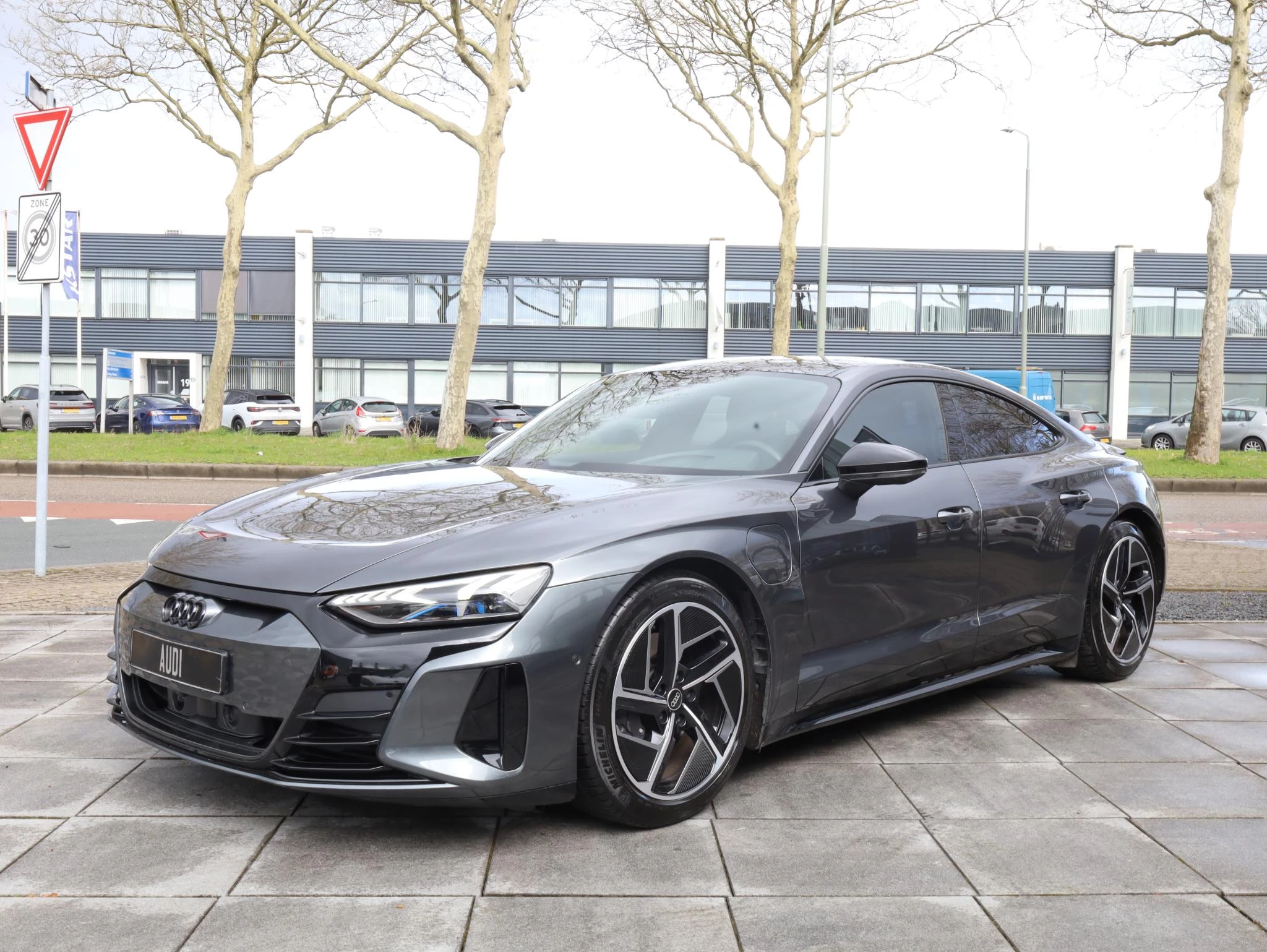 Hoofdafbeelding Audi e-tron GT