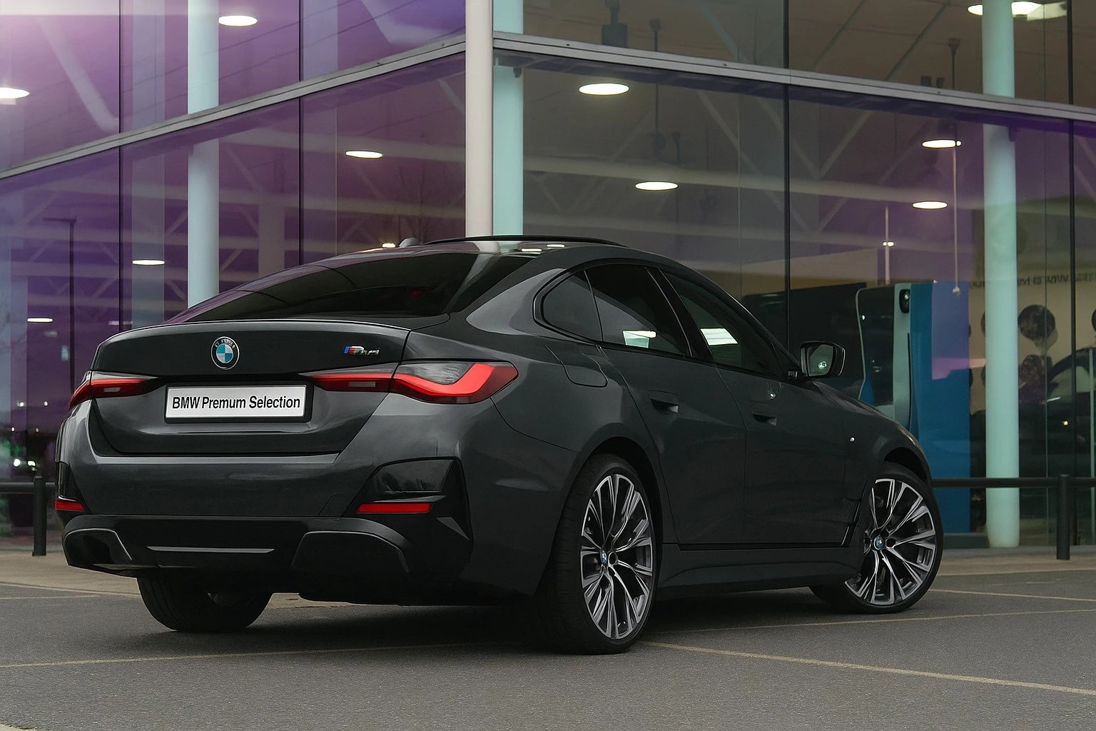 Hoofdafbeelding BMW i4