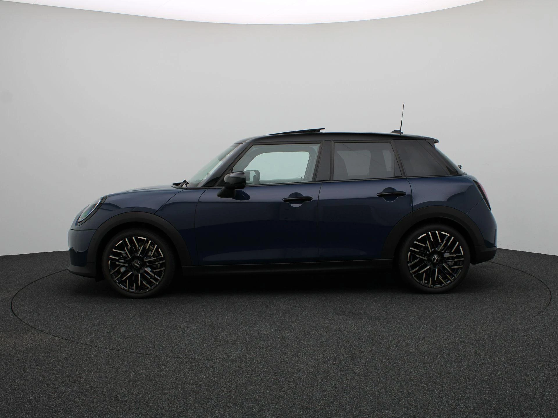 Hoofdafbeelding MINI 5-deurs