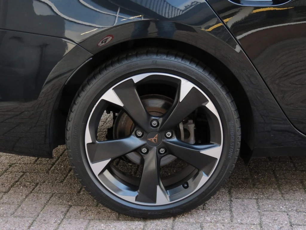 Hoofdafbeelding CUPRA Leon Sportstourer