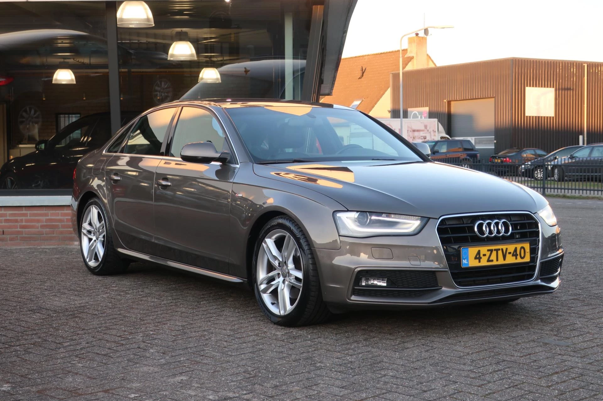 Hoofdafbeelding Audi A4