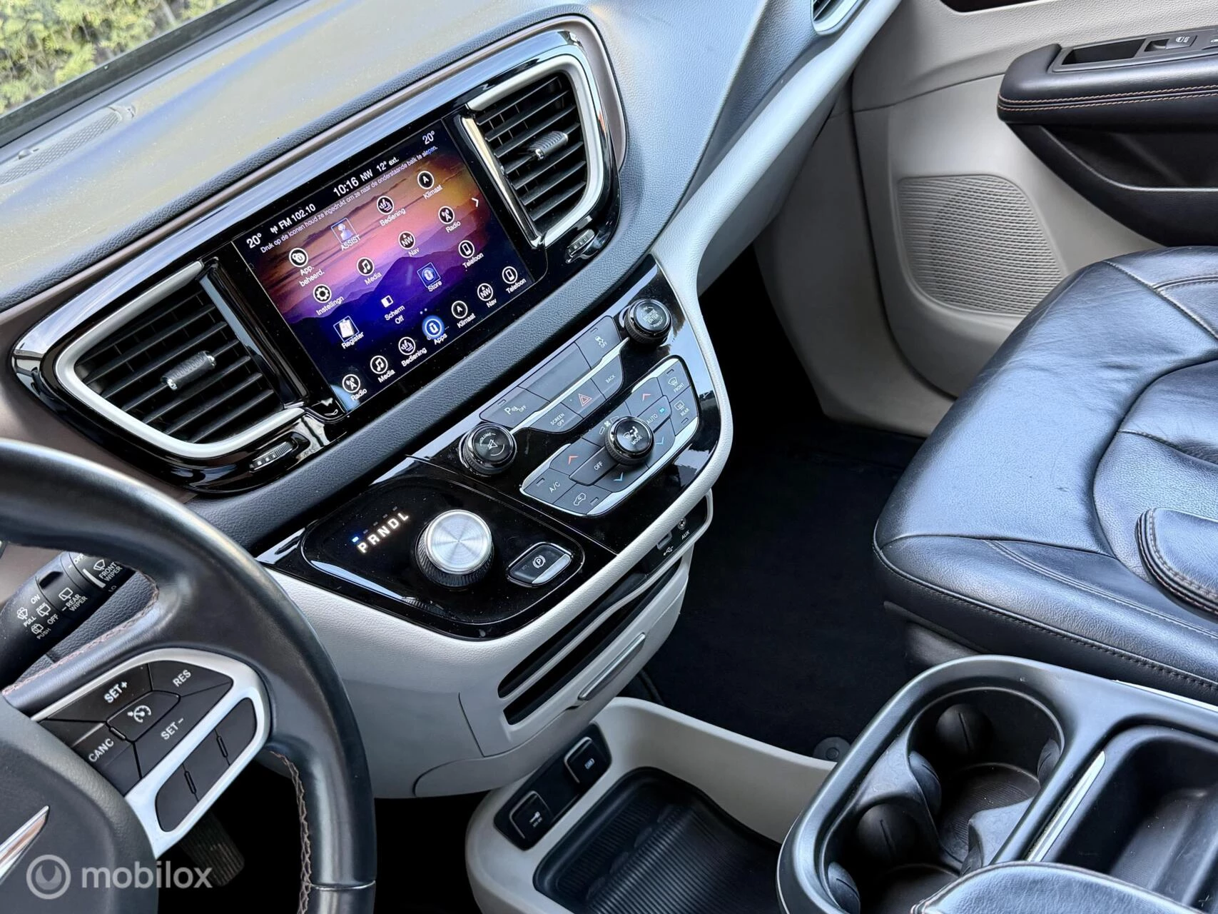 Hoofdafbeelding Chrysler Pacifica