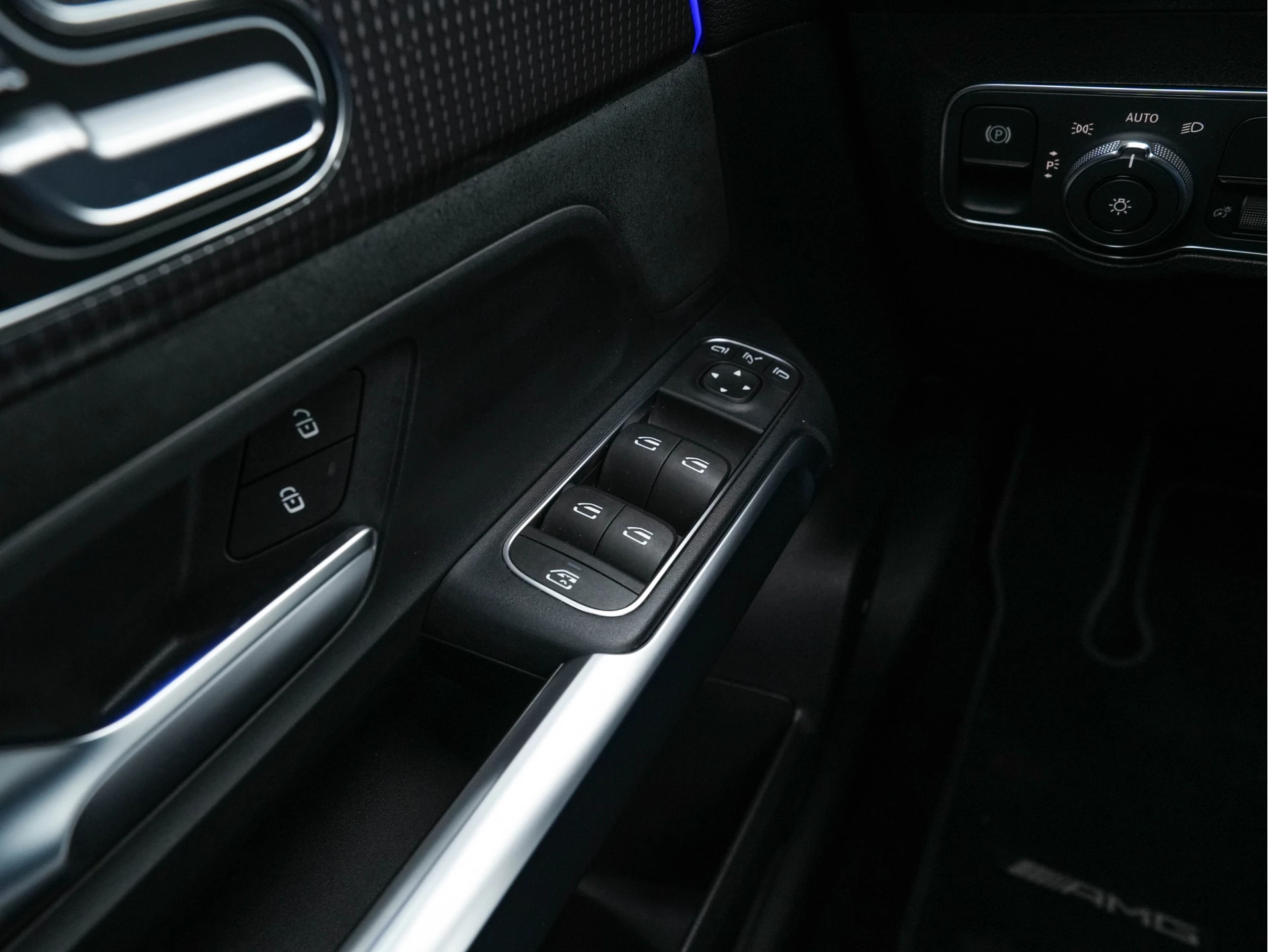 Hoofdafbeelding Mercedes-Benz EQB