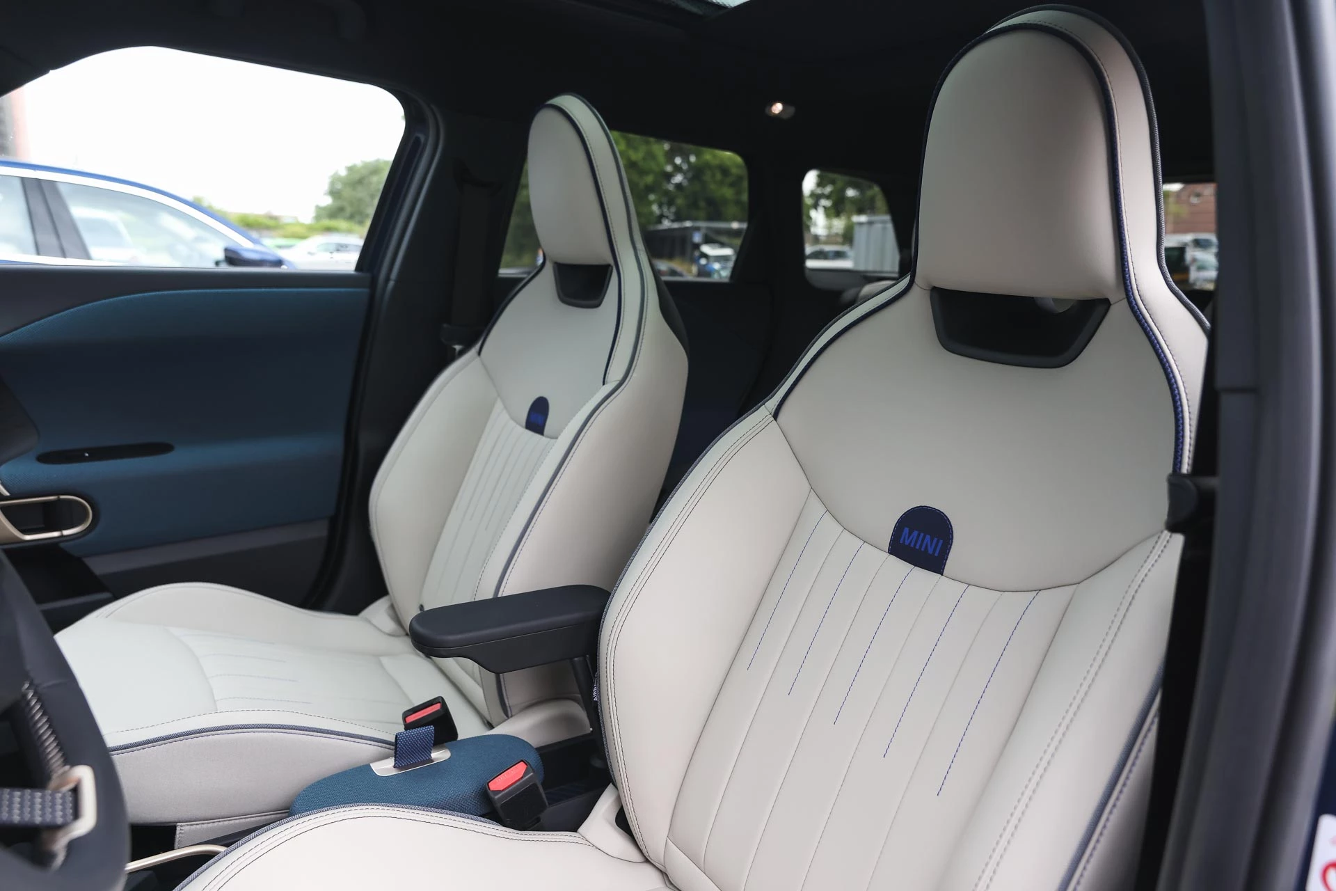 Hoofdafbeelding MINI Aceman