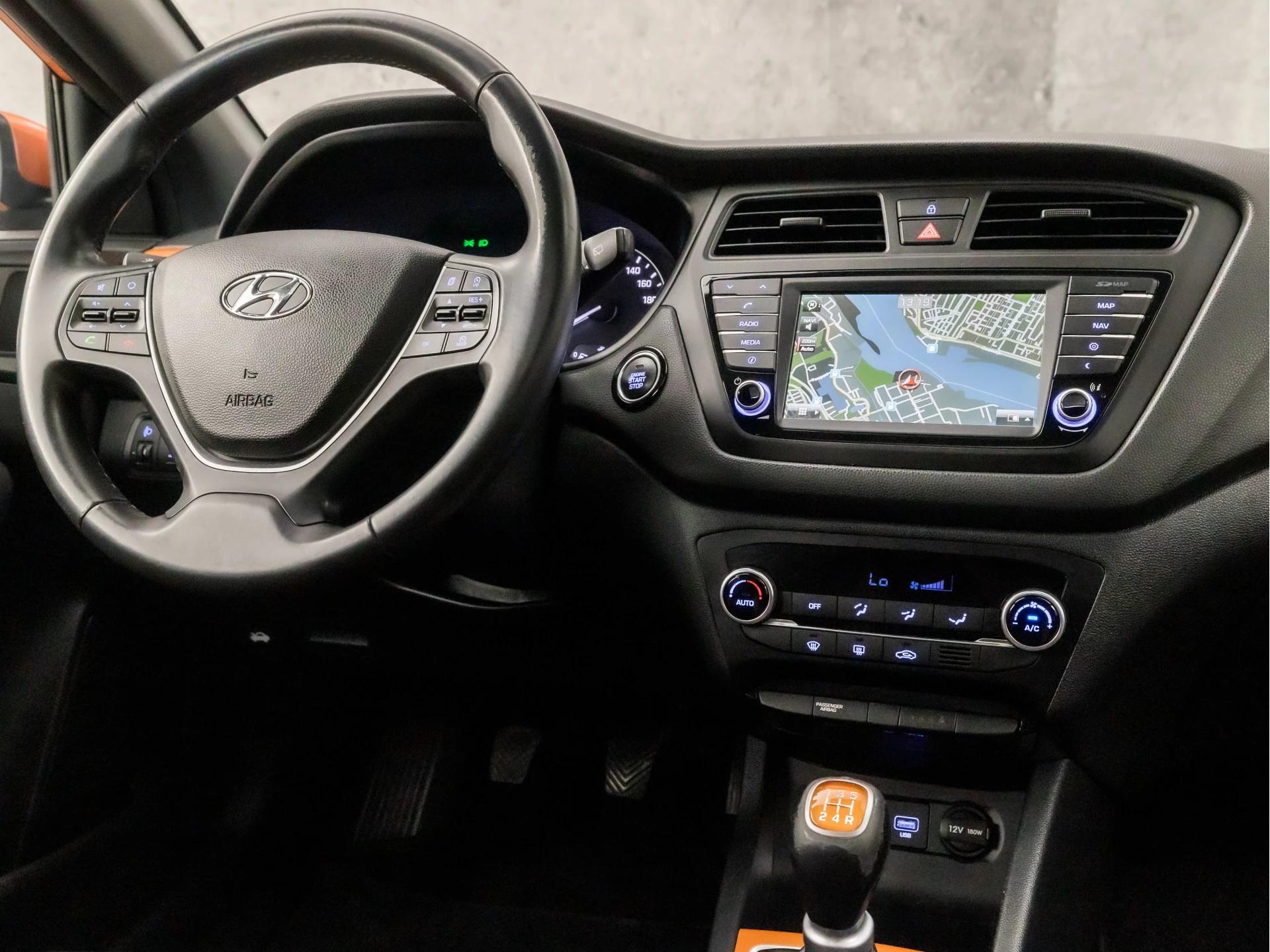 Hoofdafbeelding Hyundai i20