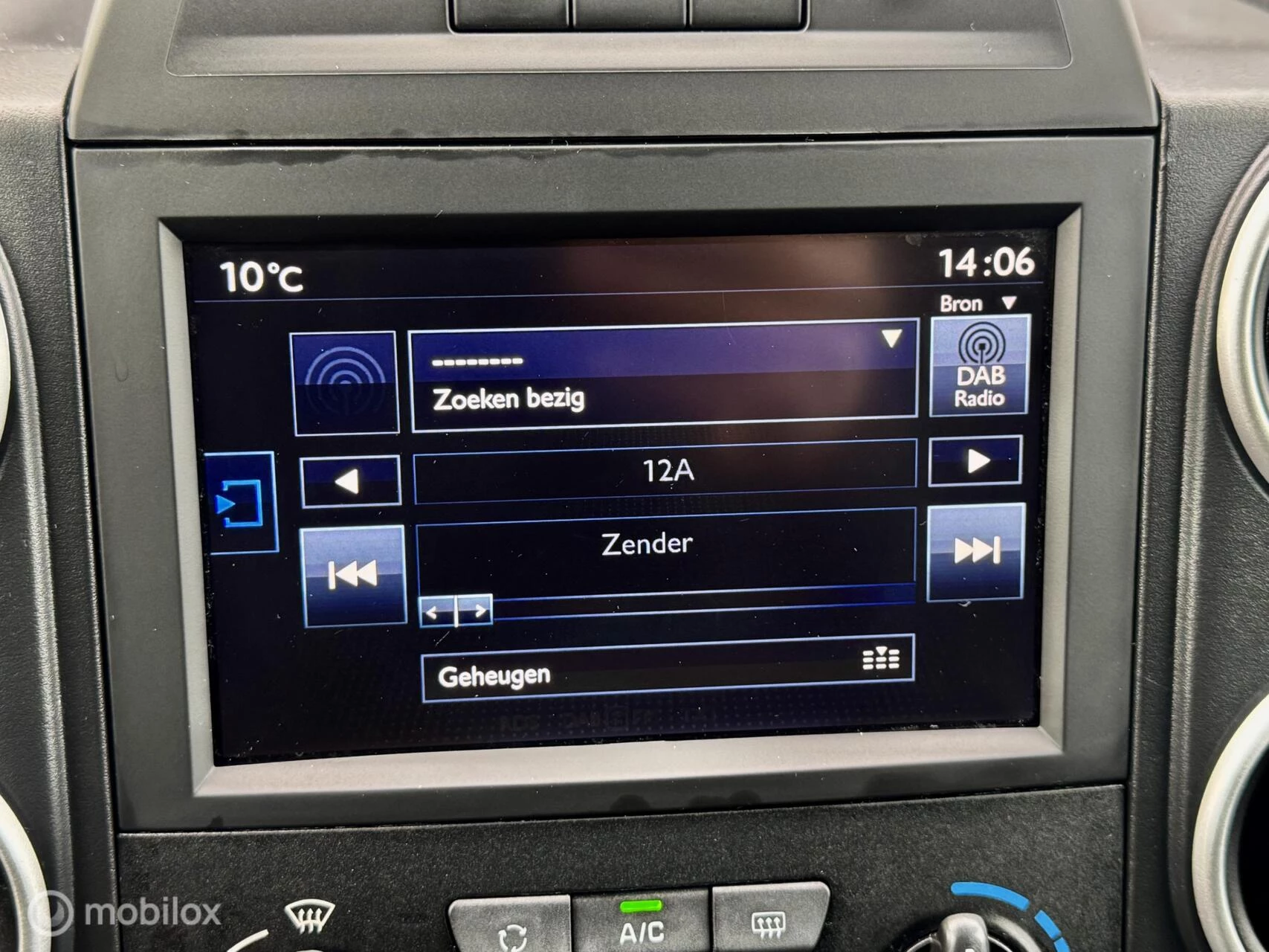 Hoofdafbeelding Peugeot Partner