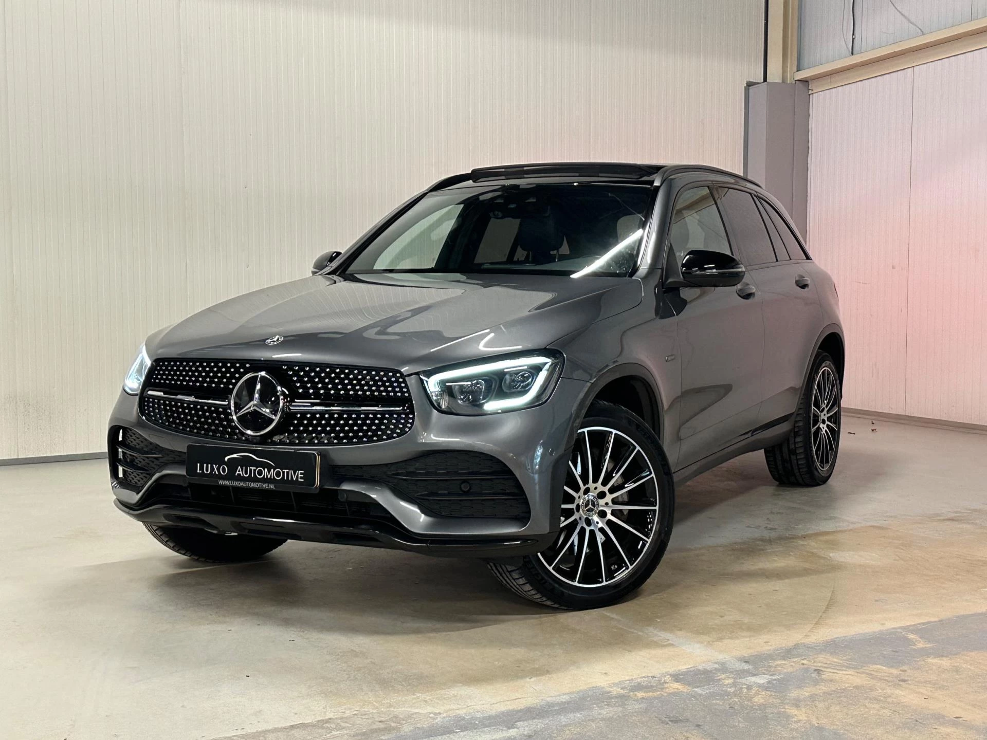 Hoofdafbeelding Mercedes-Benz GLC