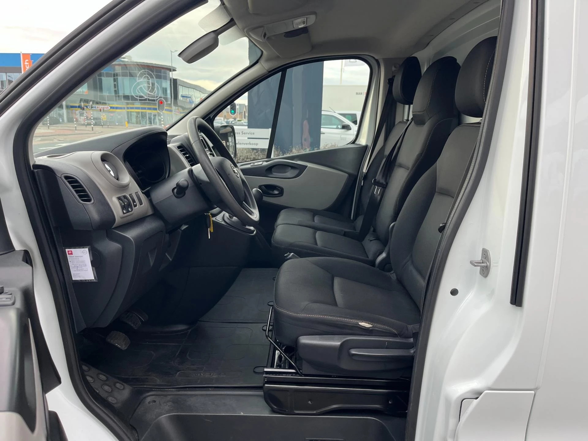 Hoofdafbeelding Nissan NV300