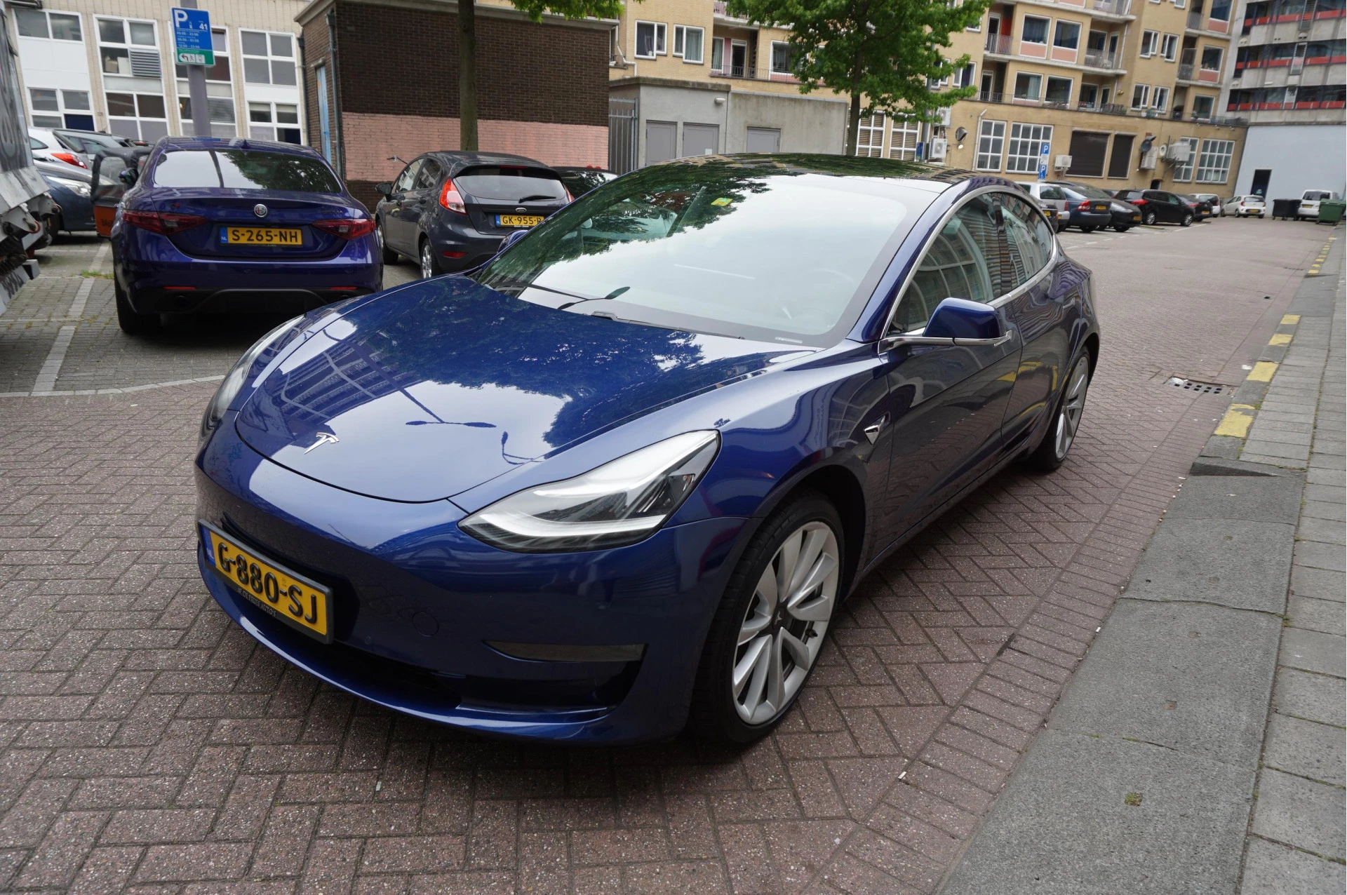 Hoofdafbeelding Tesla Model 3