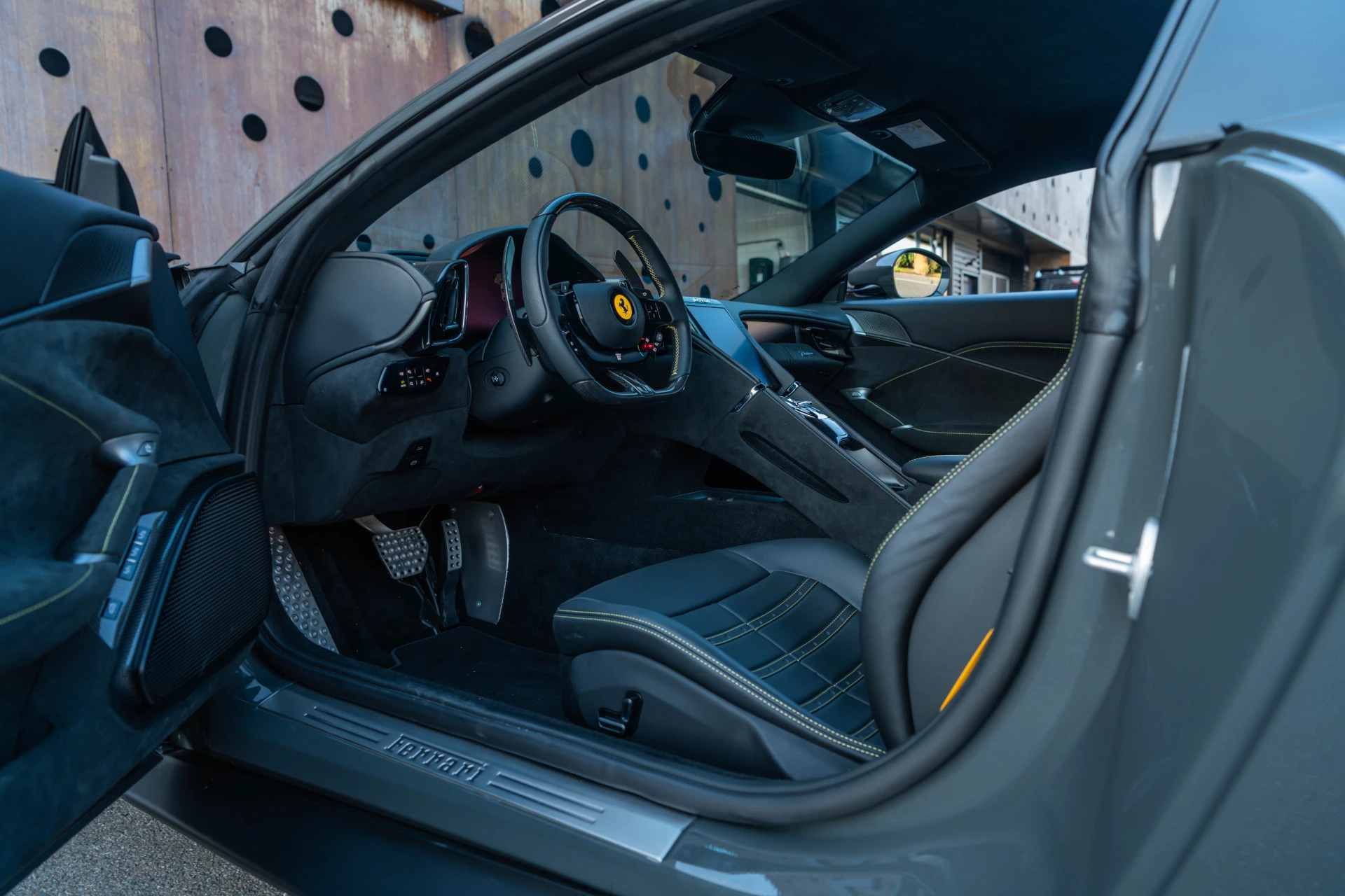 Hoofdafbeelding Ferrari Roma