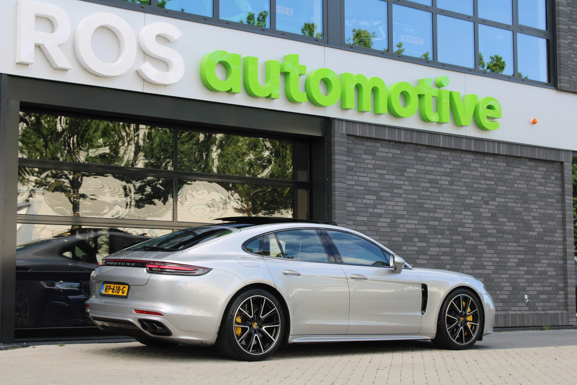Hoofdafbeelding Porsche Panamera