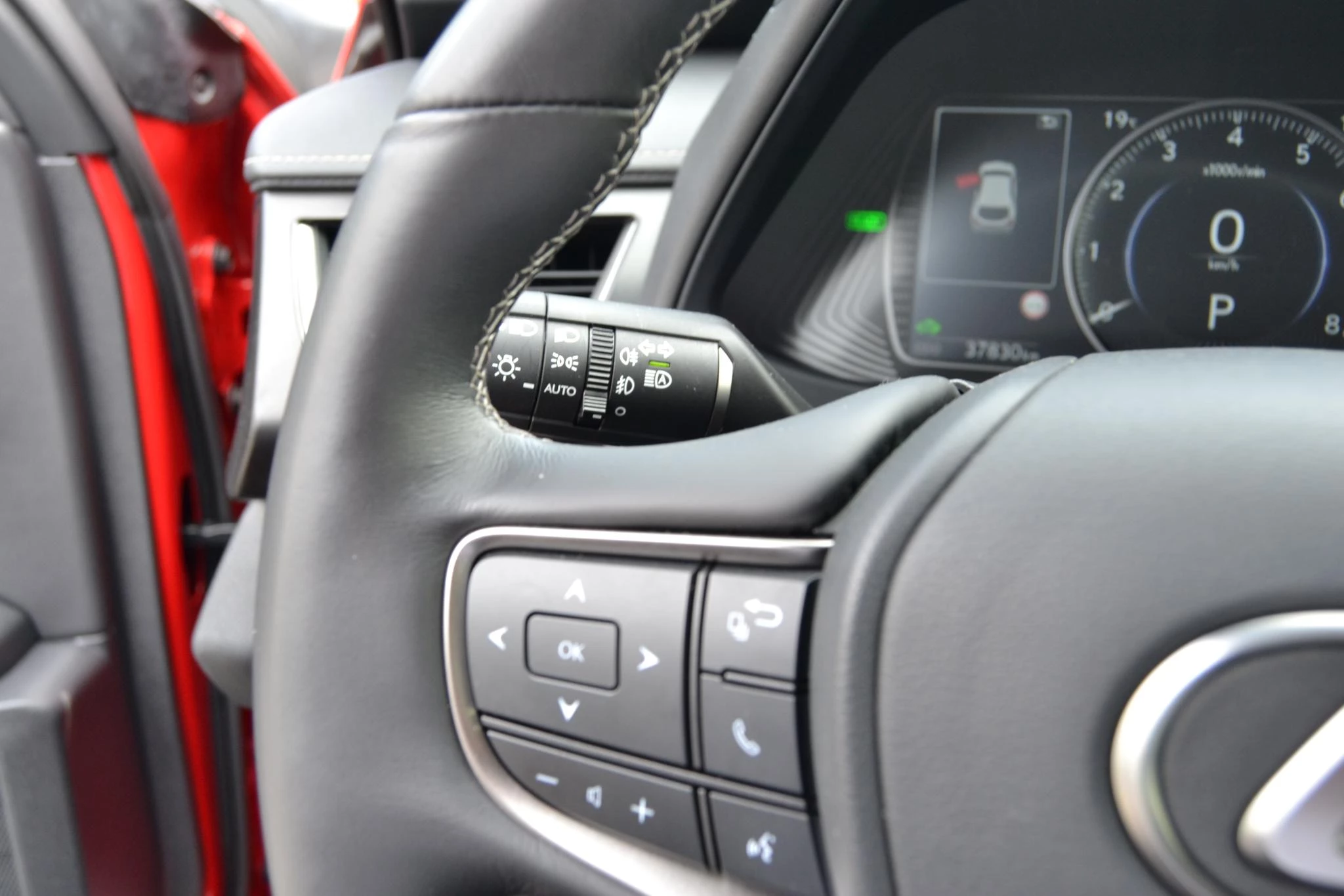 Hoofdafbeelding Lexus UX