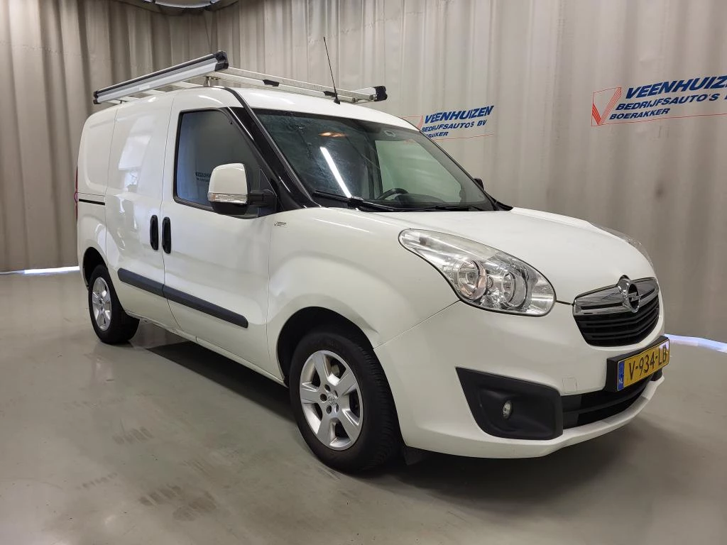Hoofdafbeelding Opel Combo