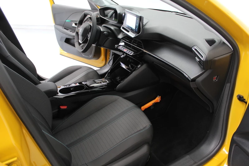 Hoofdafbeelding Peugeot e-208