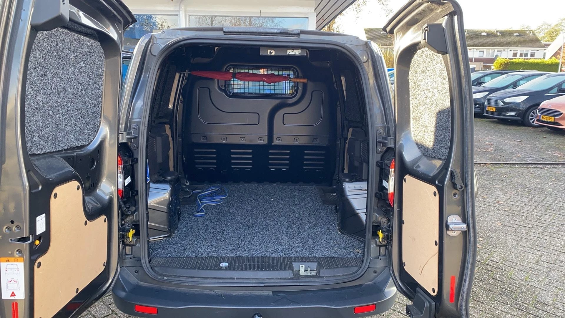 Hoofdafbeelding Ford Transit Courier