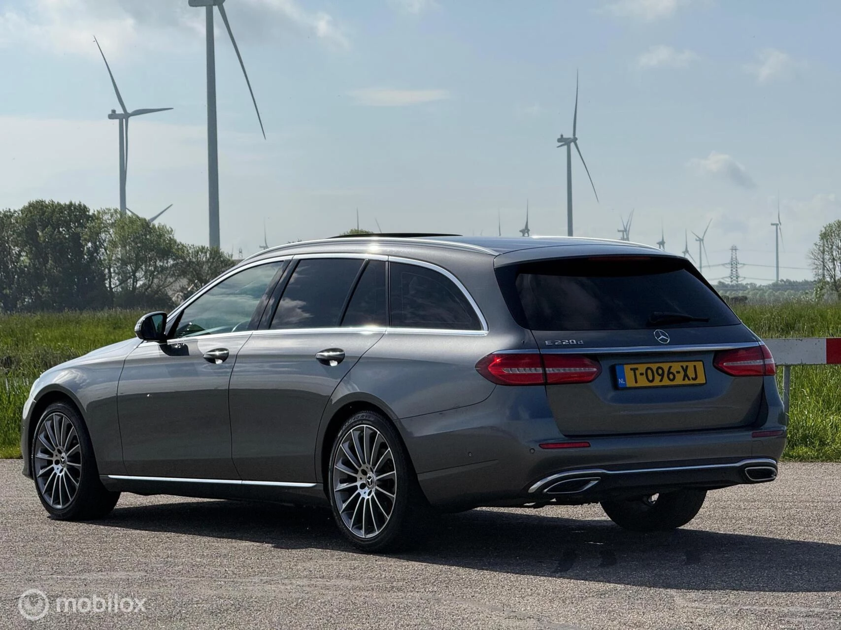 Hoofdafbeelding Mercedes-Benz E-Klasse