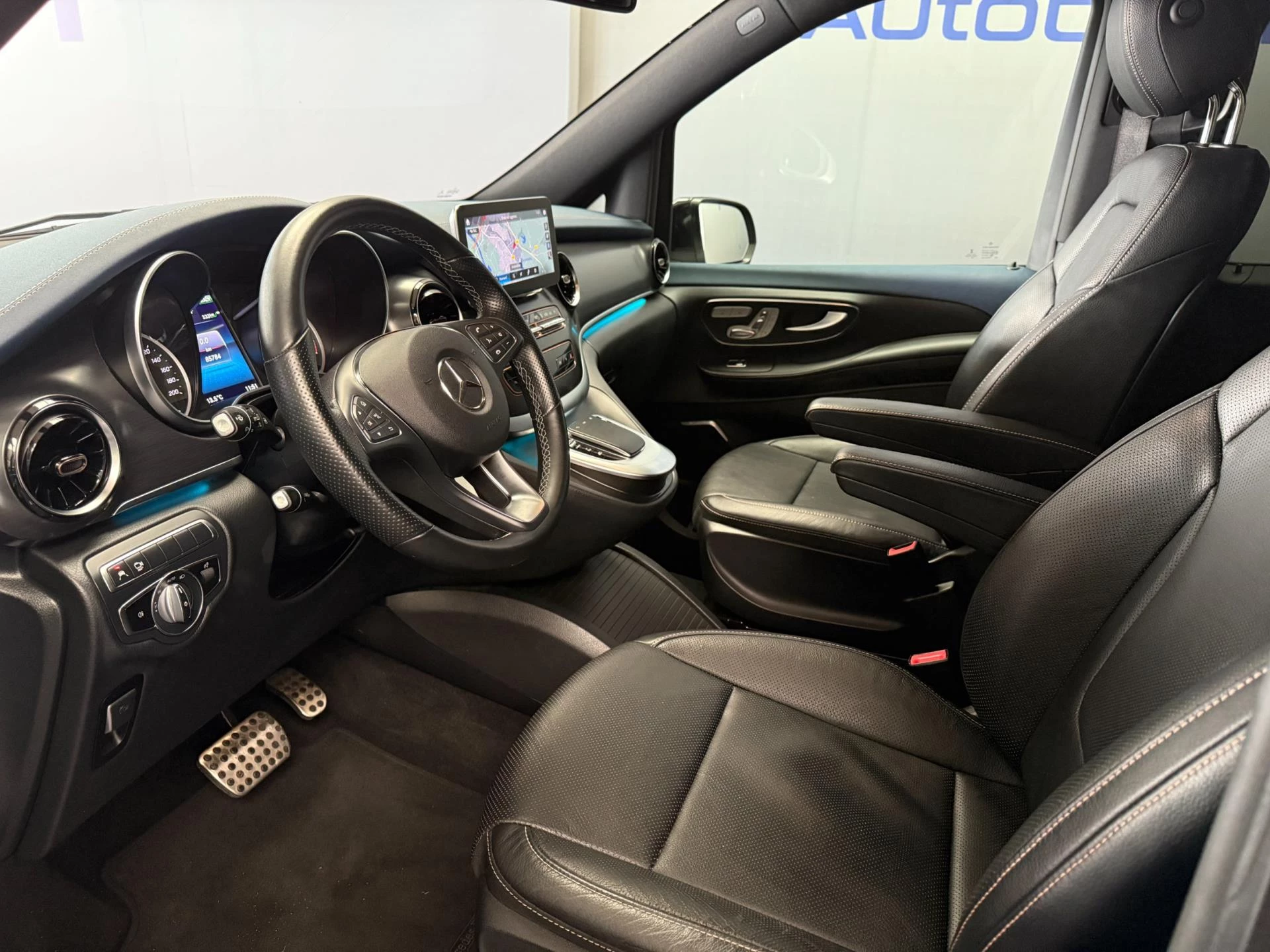 Hoofdafbeelding Mercedes-Benz EQV