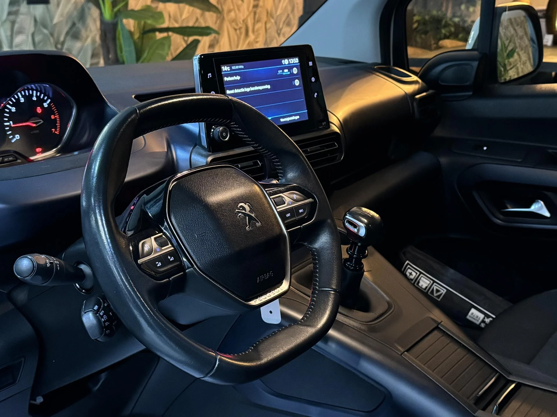 Hoofdafbeelding Peugeot Rifter