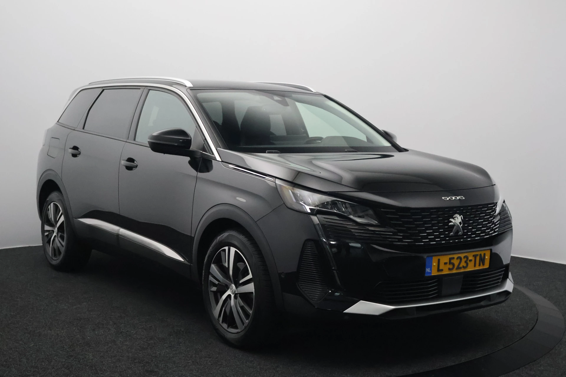 Hoofdafbeelding Peugeot 5008