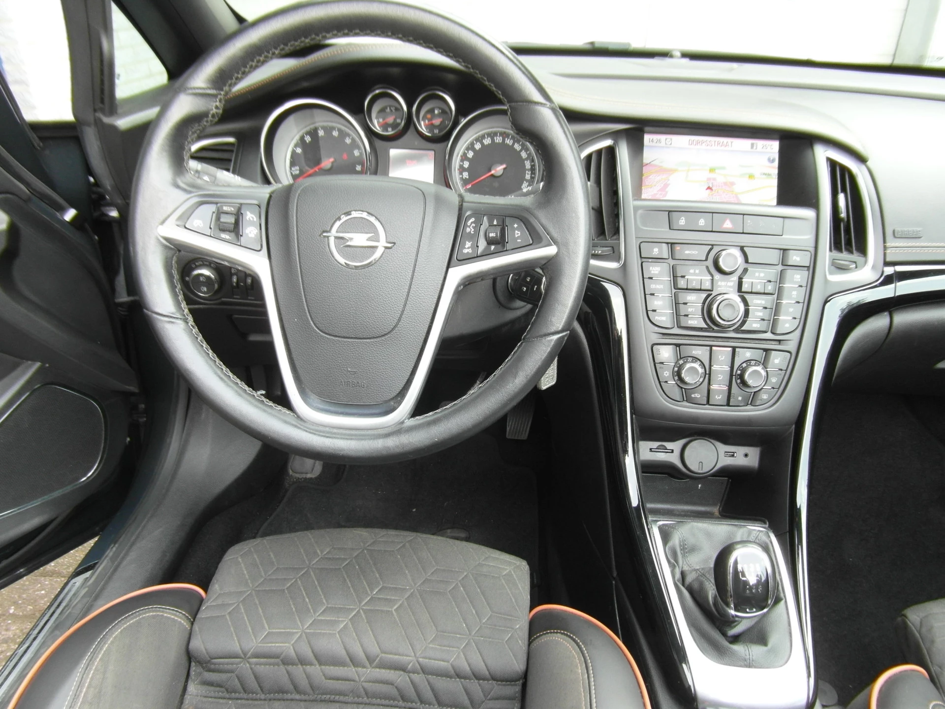 Hoofdafbeelding Opel Cascada