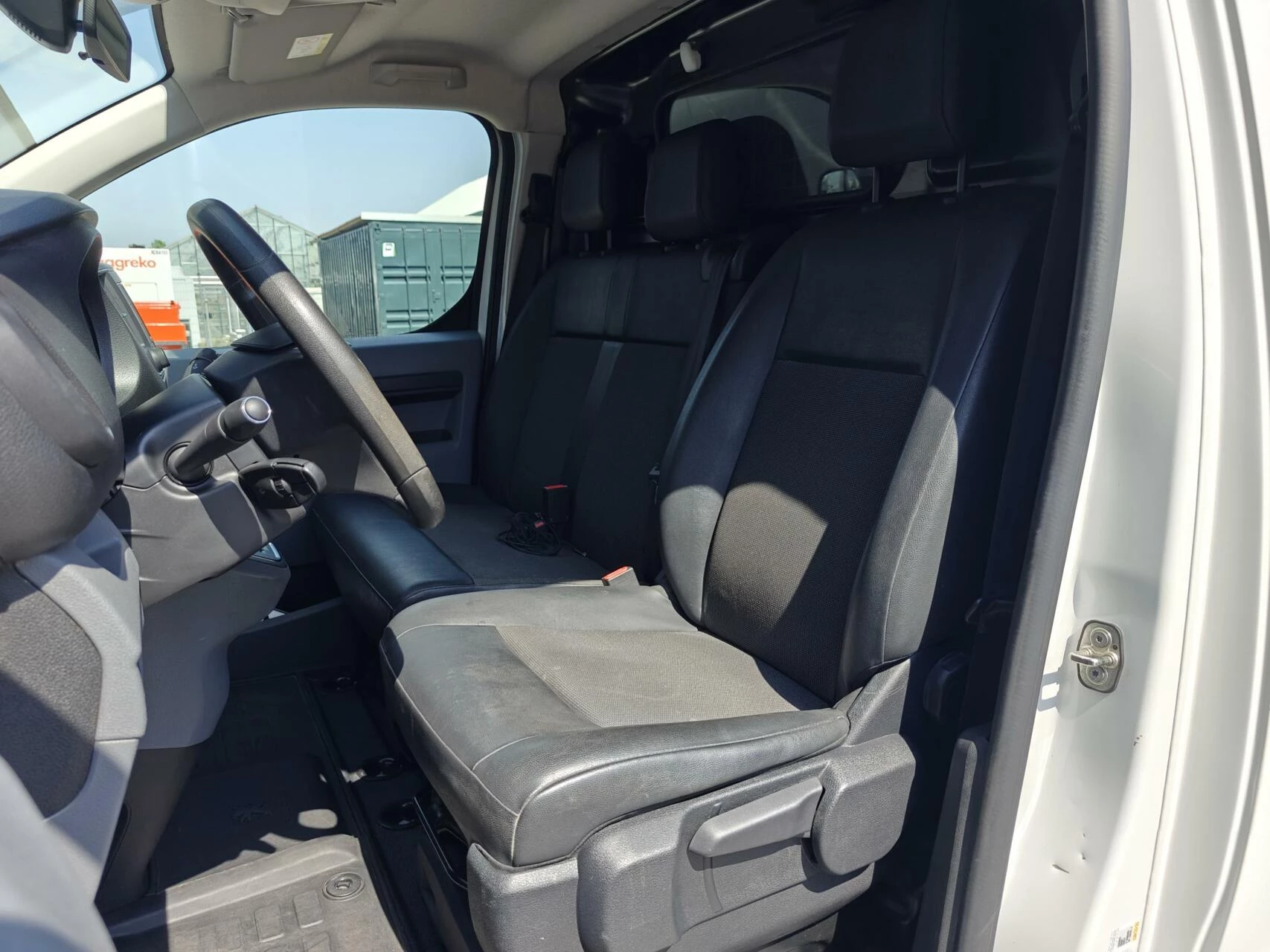 Hoofdafbeelding Peugeot e-Expert