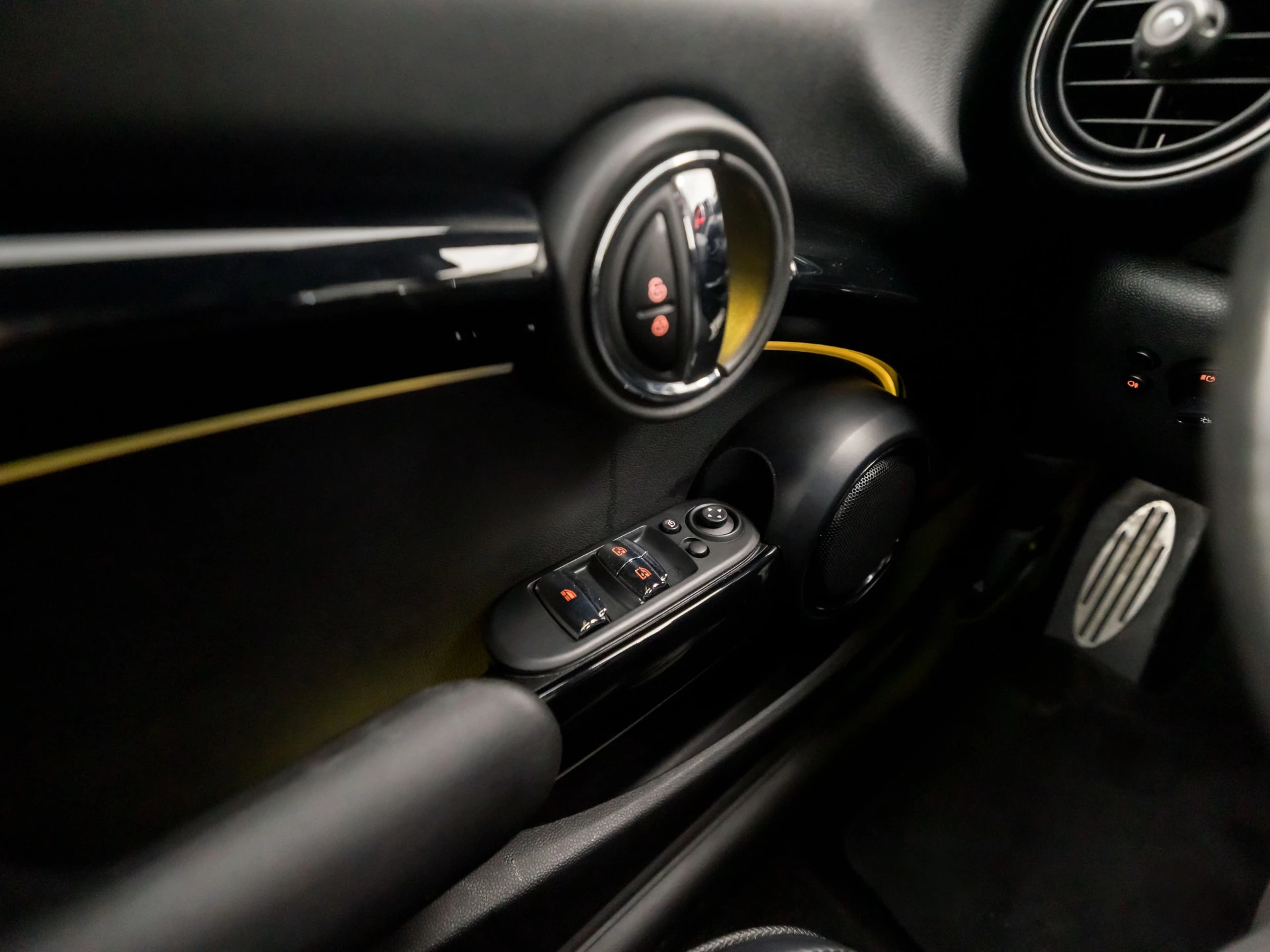 Hoofdafbeelding MINI Cooper Cabrio