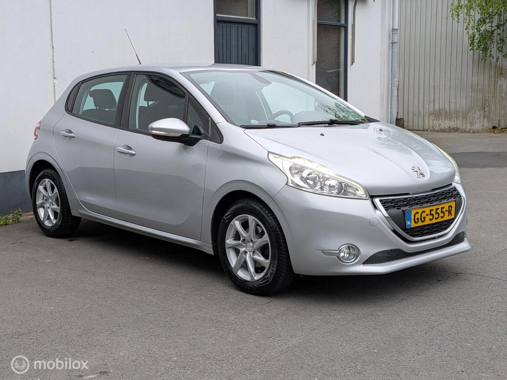 Hoofdafbeelding Peugeot 208