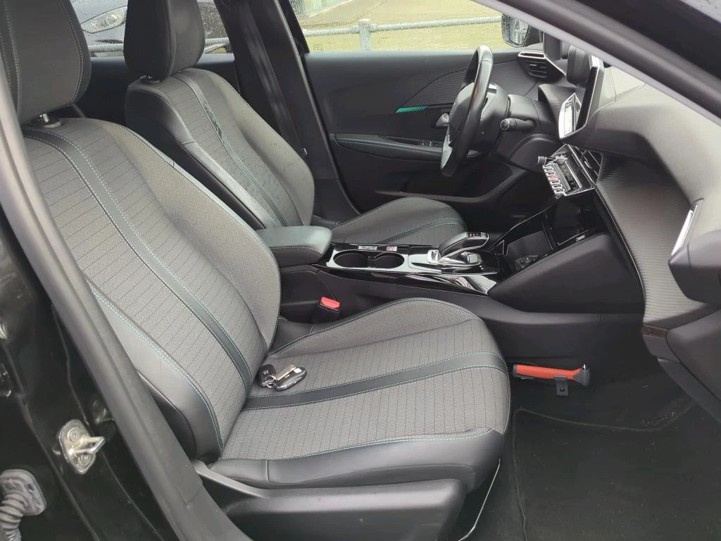 Hoofdafbeelding Peugeot e-208