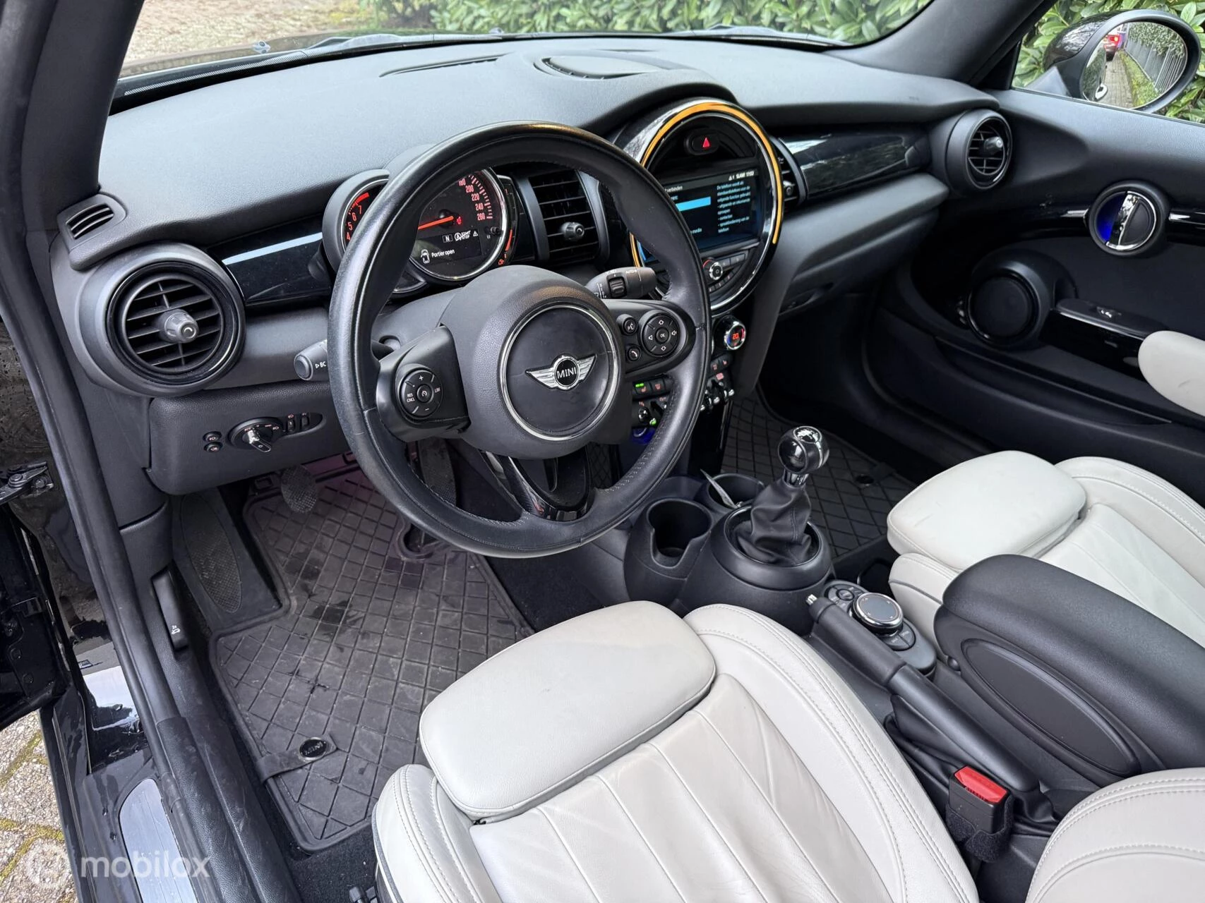 Hoofdafbeelding MINI Cooper Cabrio