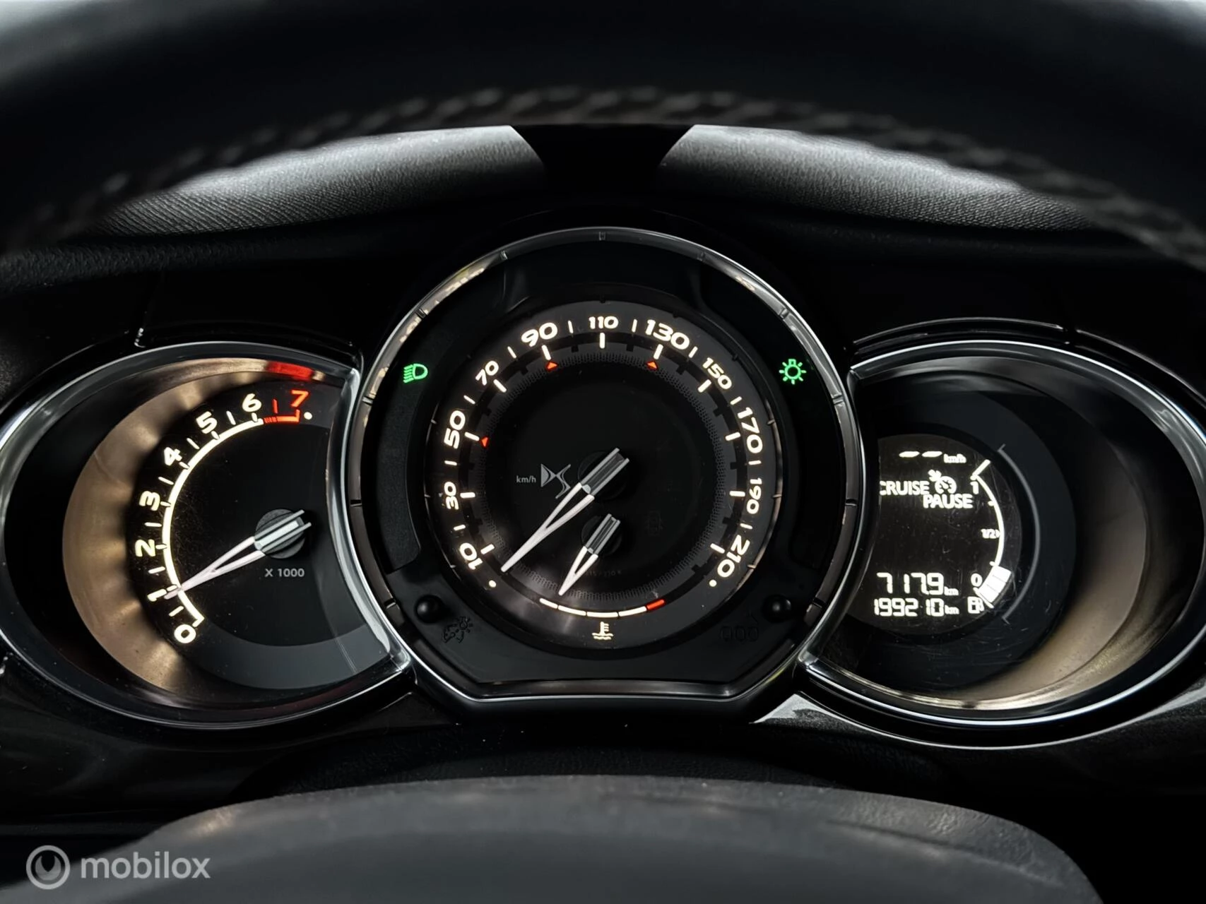 Hoofdafbeelding DS DS 3