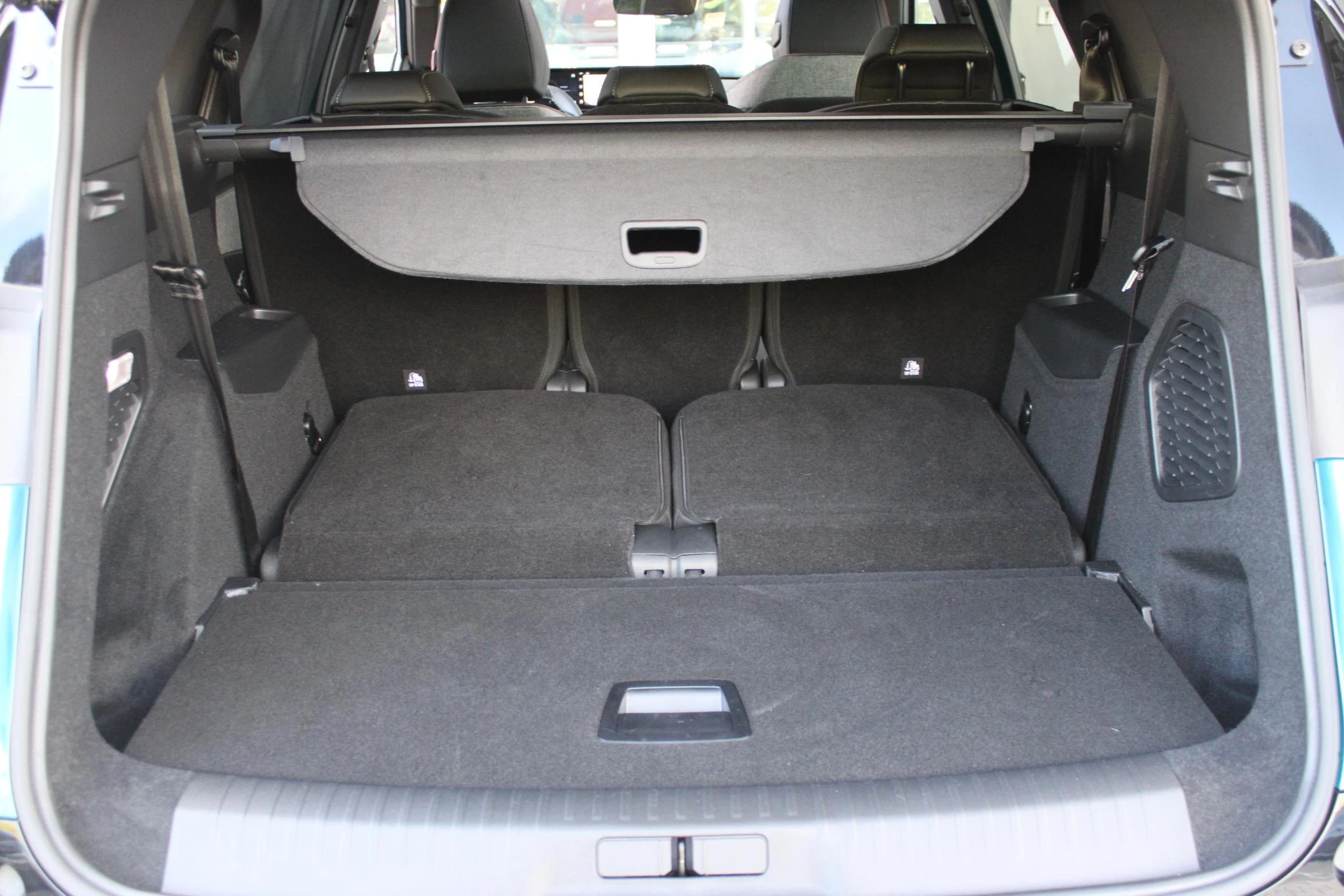 Hoofdafbeelding Peugeot e-5008