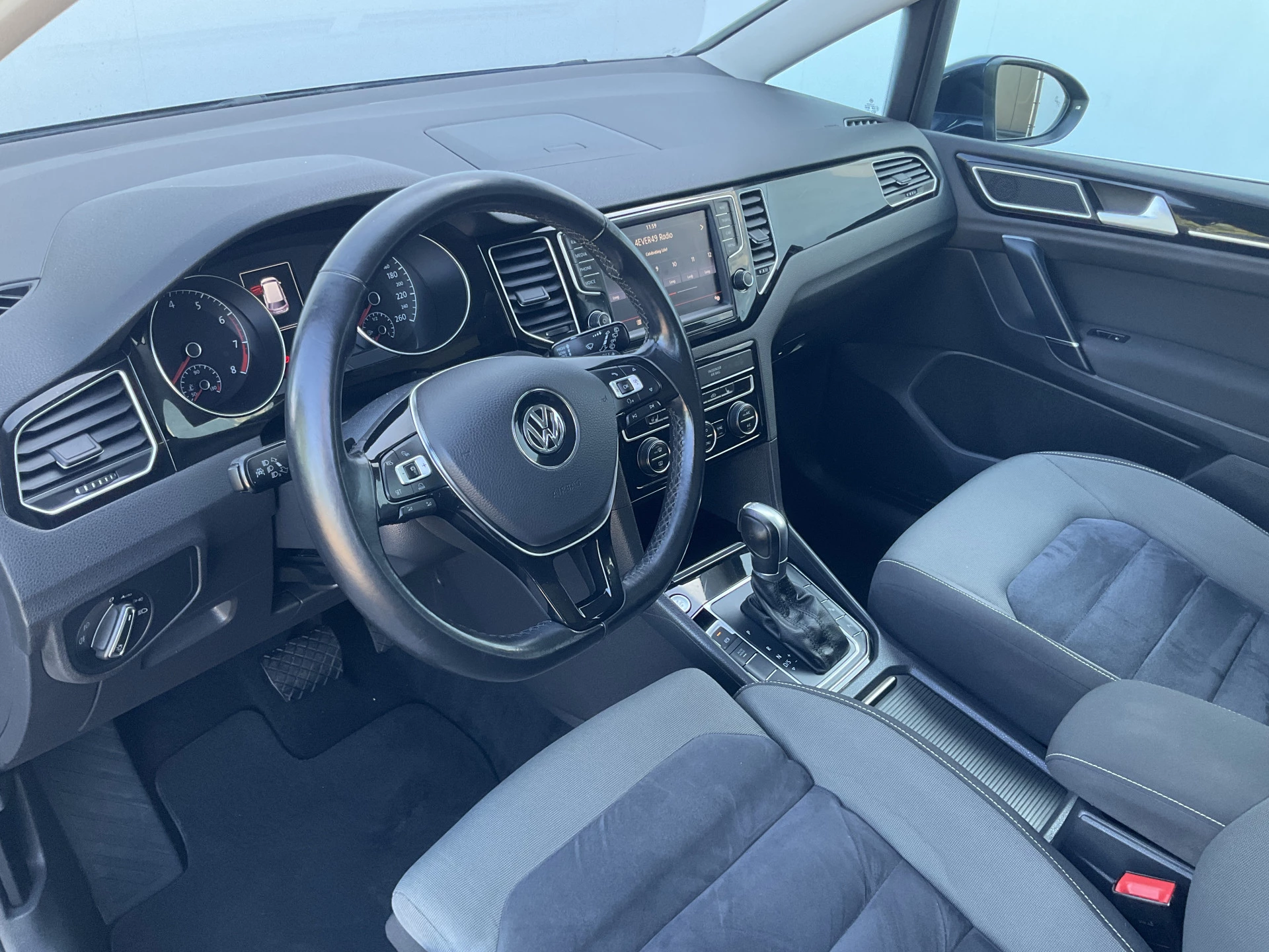 Hoofdafbeelding Volkswagen Golf Sportsvan