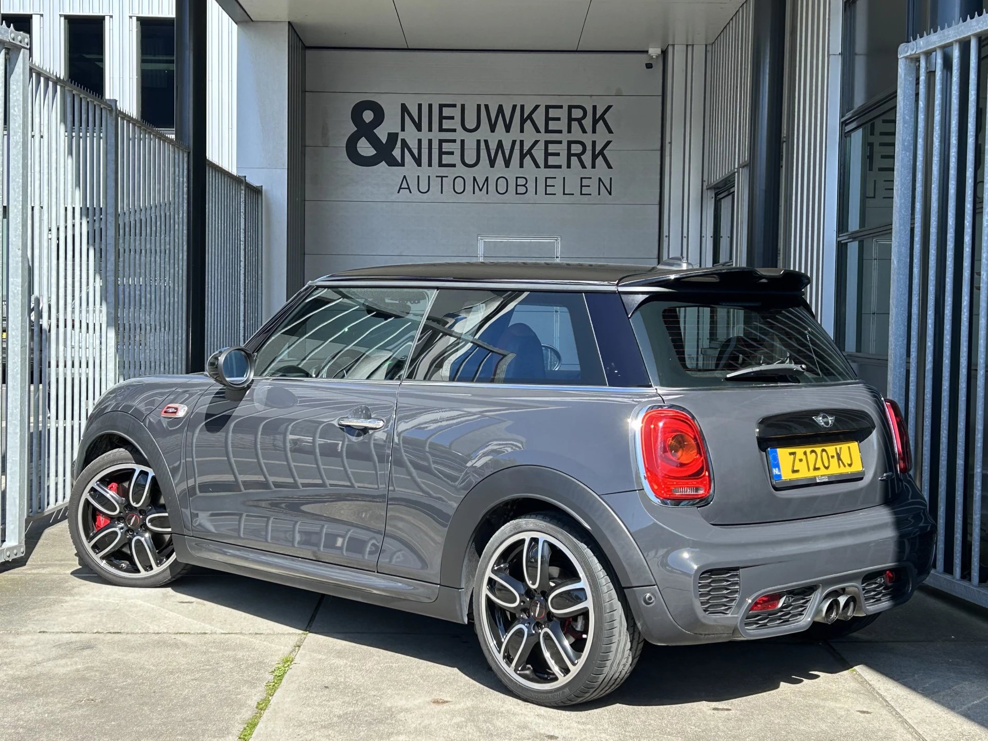 Hoofdafbeelding MINI Cooper