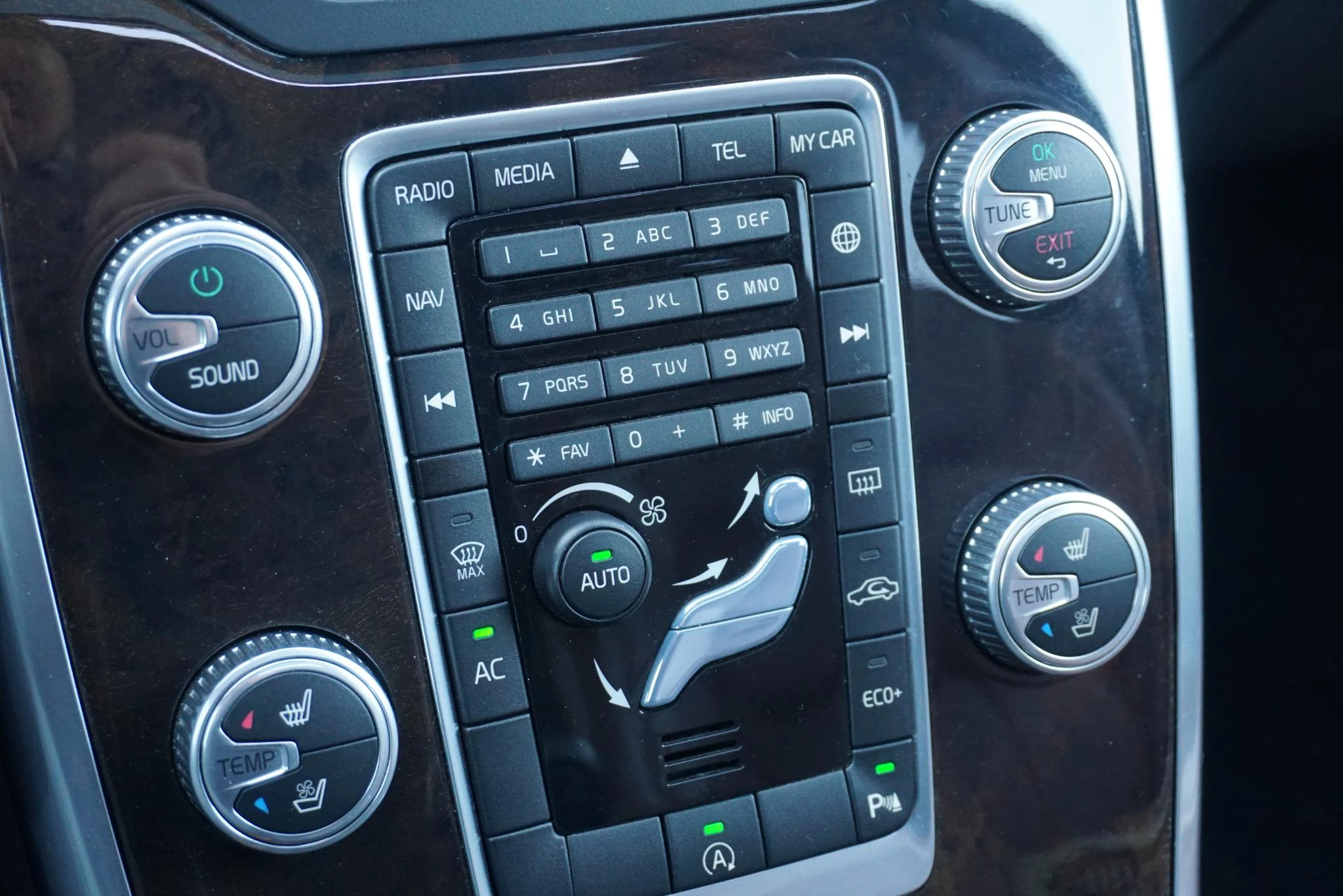 Hoofdafbeelding Volvo V70