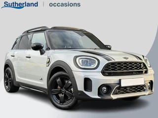 Mini Mini Countryman 1.5 Cooper S E ALL4 Classic | Panoramadak | Lederen bekleding | Adaptive LED | Stoelverwarming | Verwarmd Stuurwiel | Sportstoelen | Climate control | Armsteun | Keyless entry