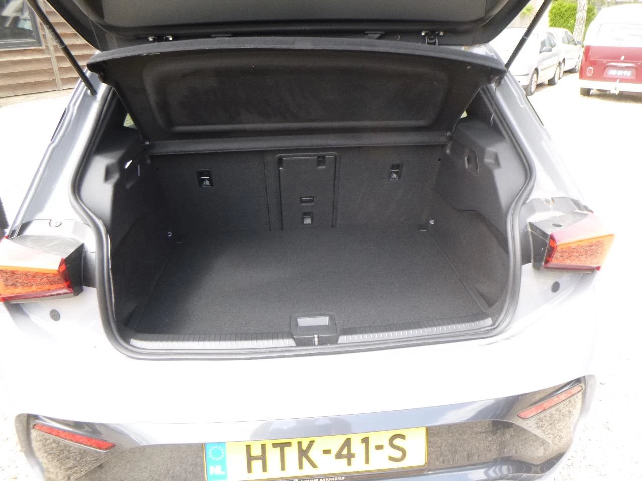 Hoofdafbeelding CUPRA Born