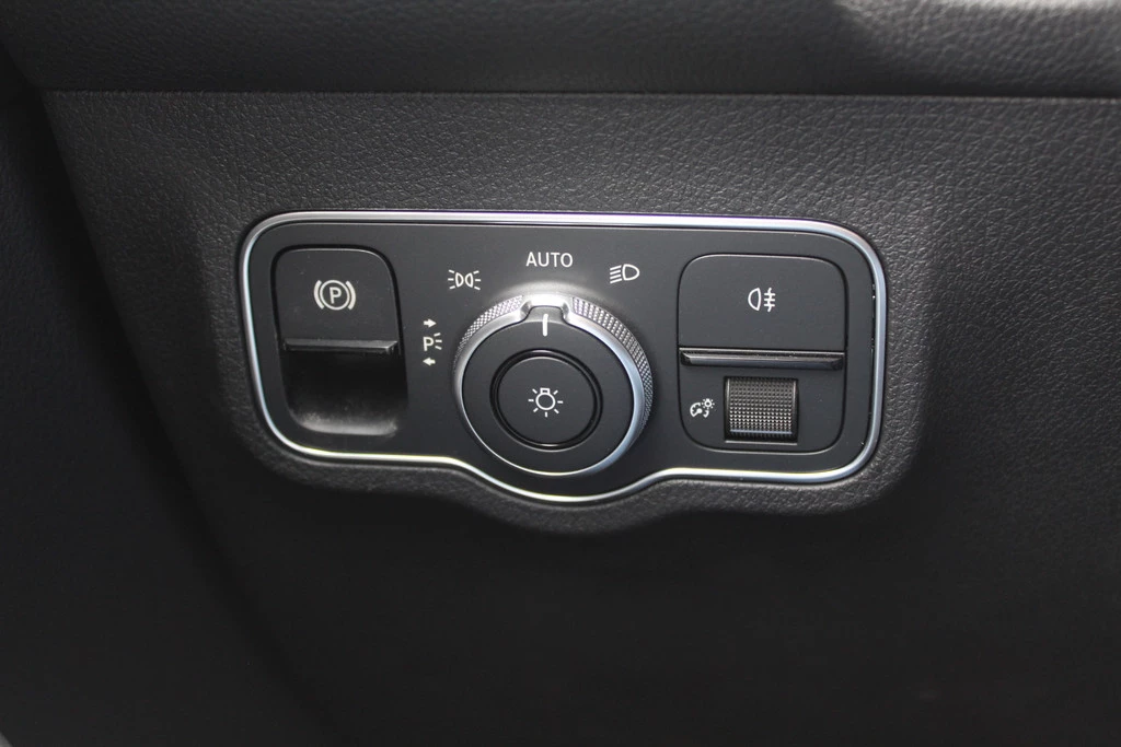 Hoofdafbeelding Mercedes-Benz EQB