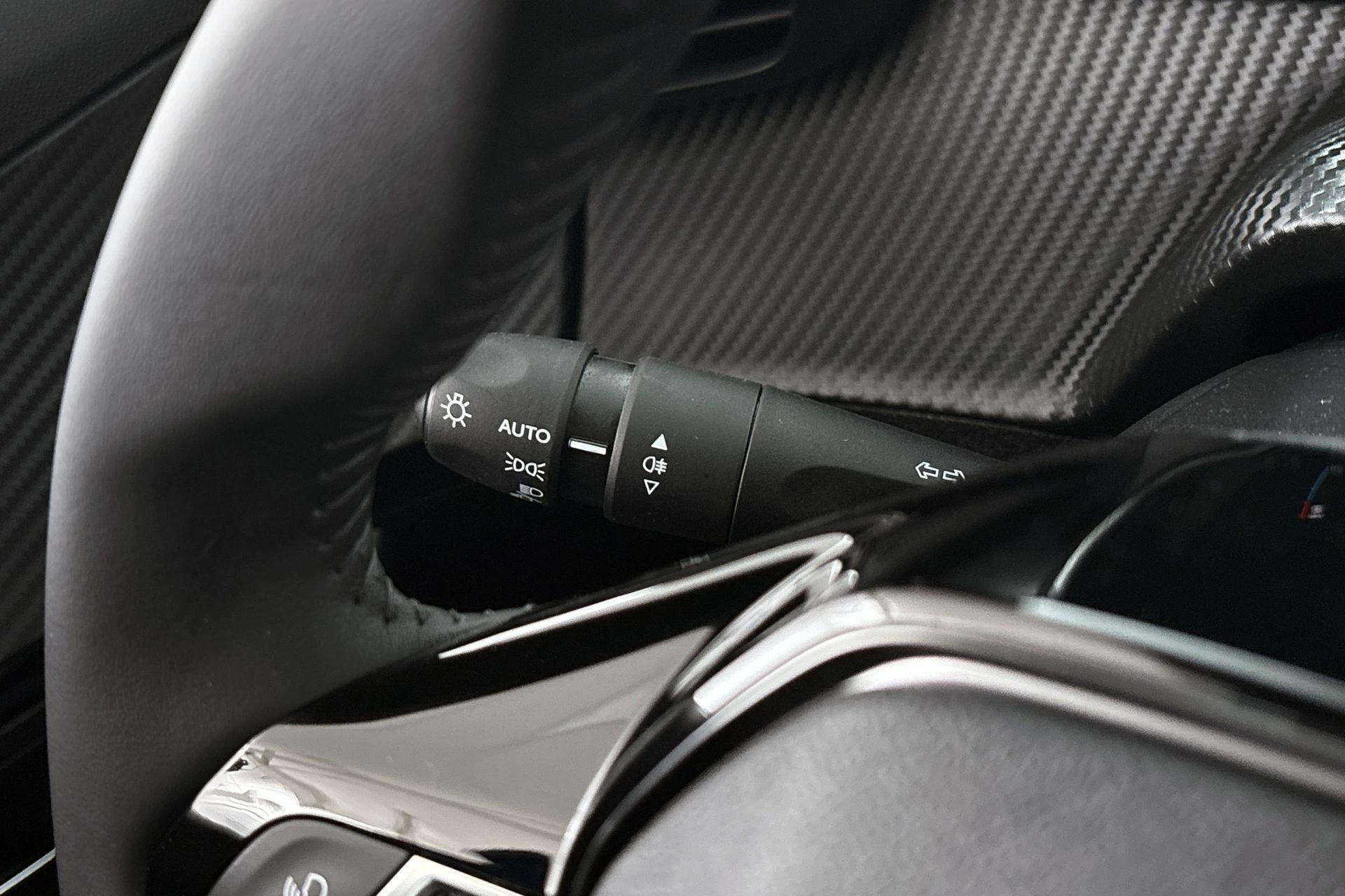 Hoofdafbeelding Peugeot e-2008