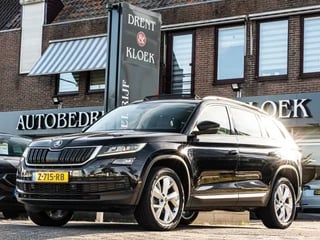 Hoofdafbeelding Škoda Kodiaq Škoda Kodiaq 1.5 TSI Sportline Business PANO APPLE CARPLAY CAMERA DAB TREKHAAK 41000KM!!