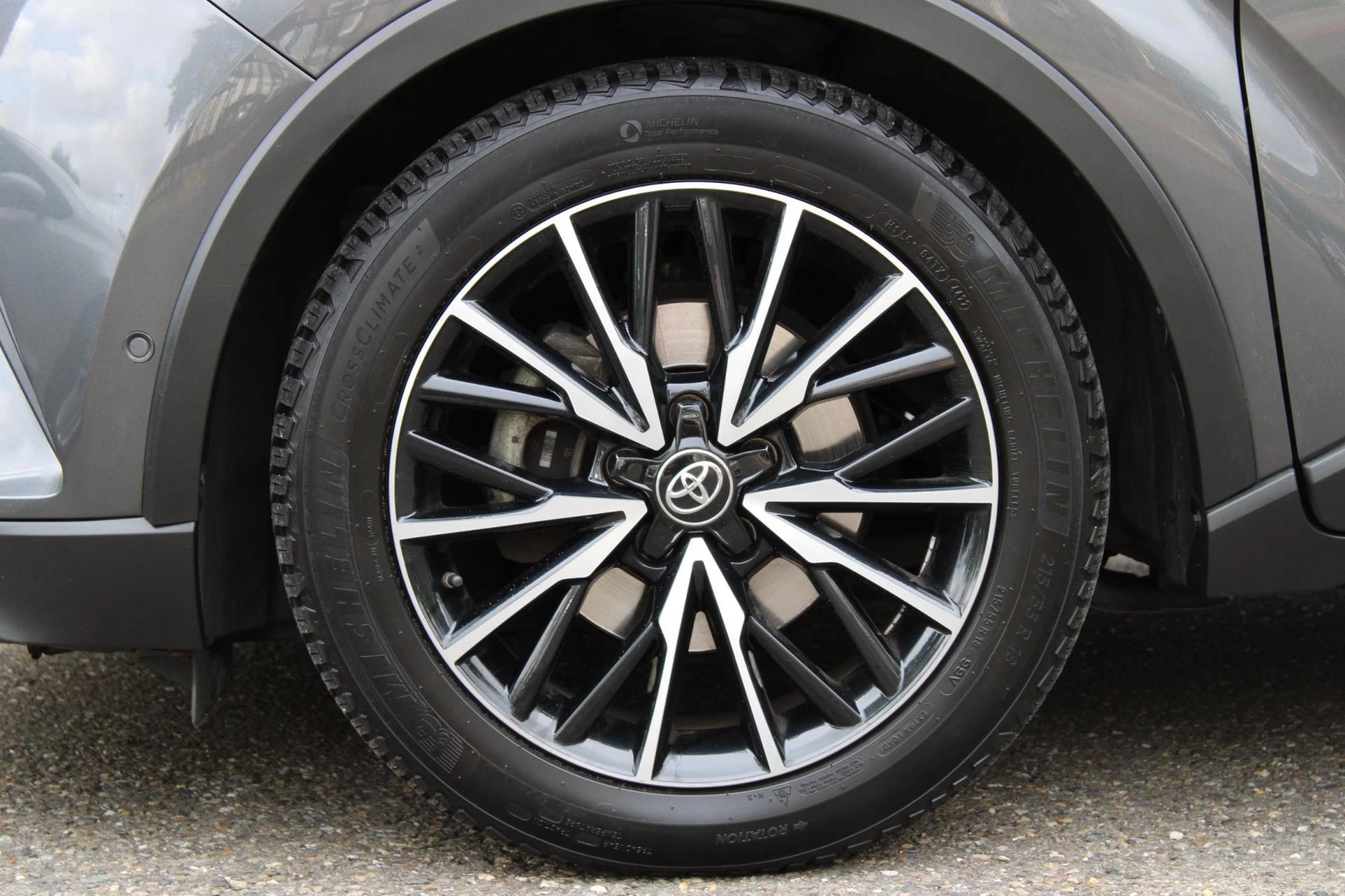Hoofdafbeelding Toyota C-HR