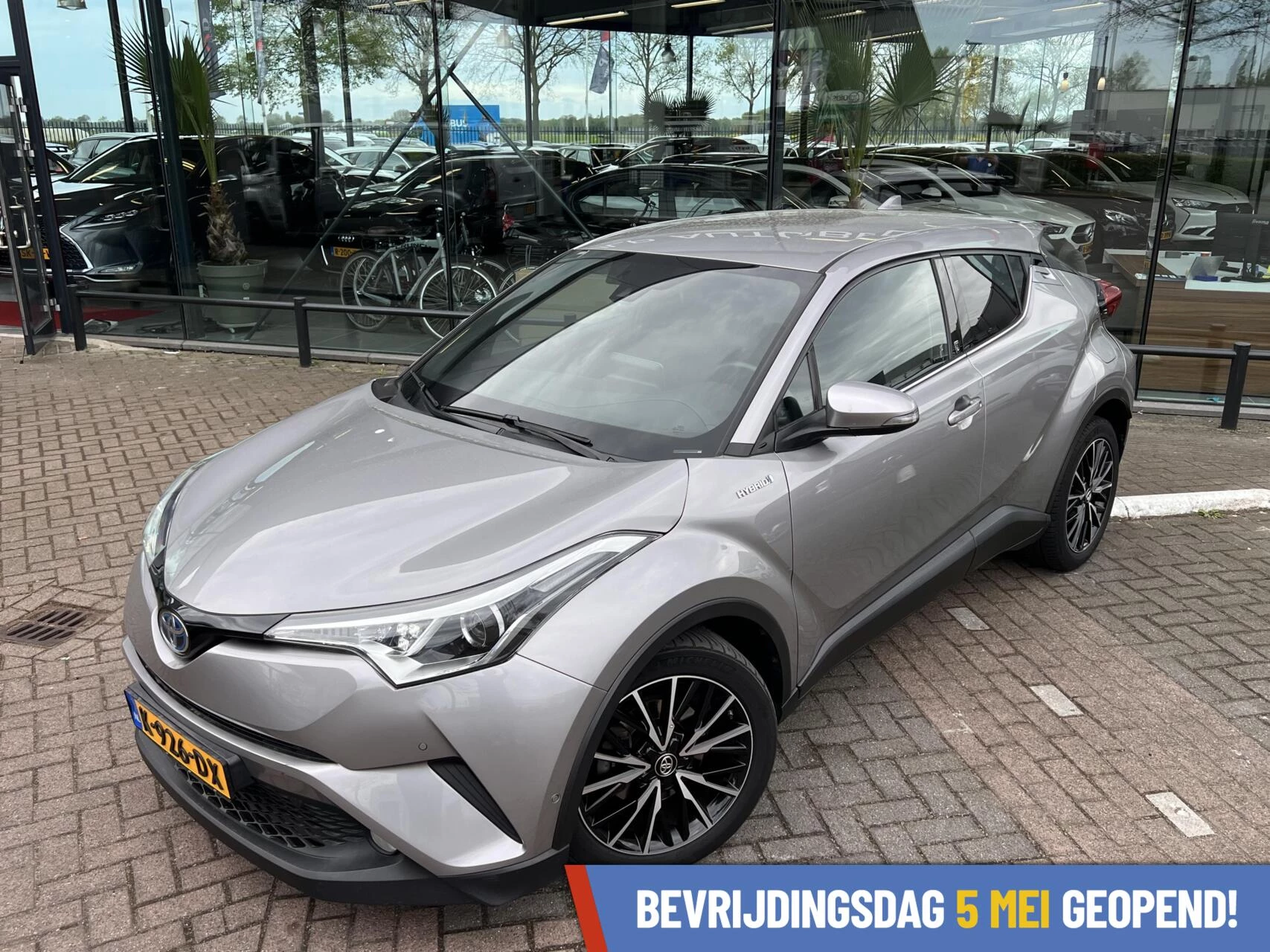 Hoofdafbeelding Toyota C-HR