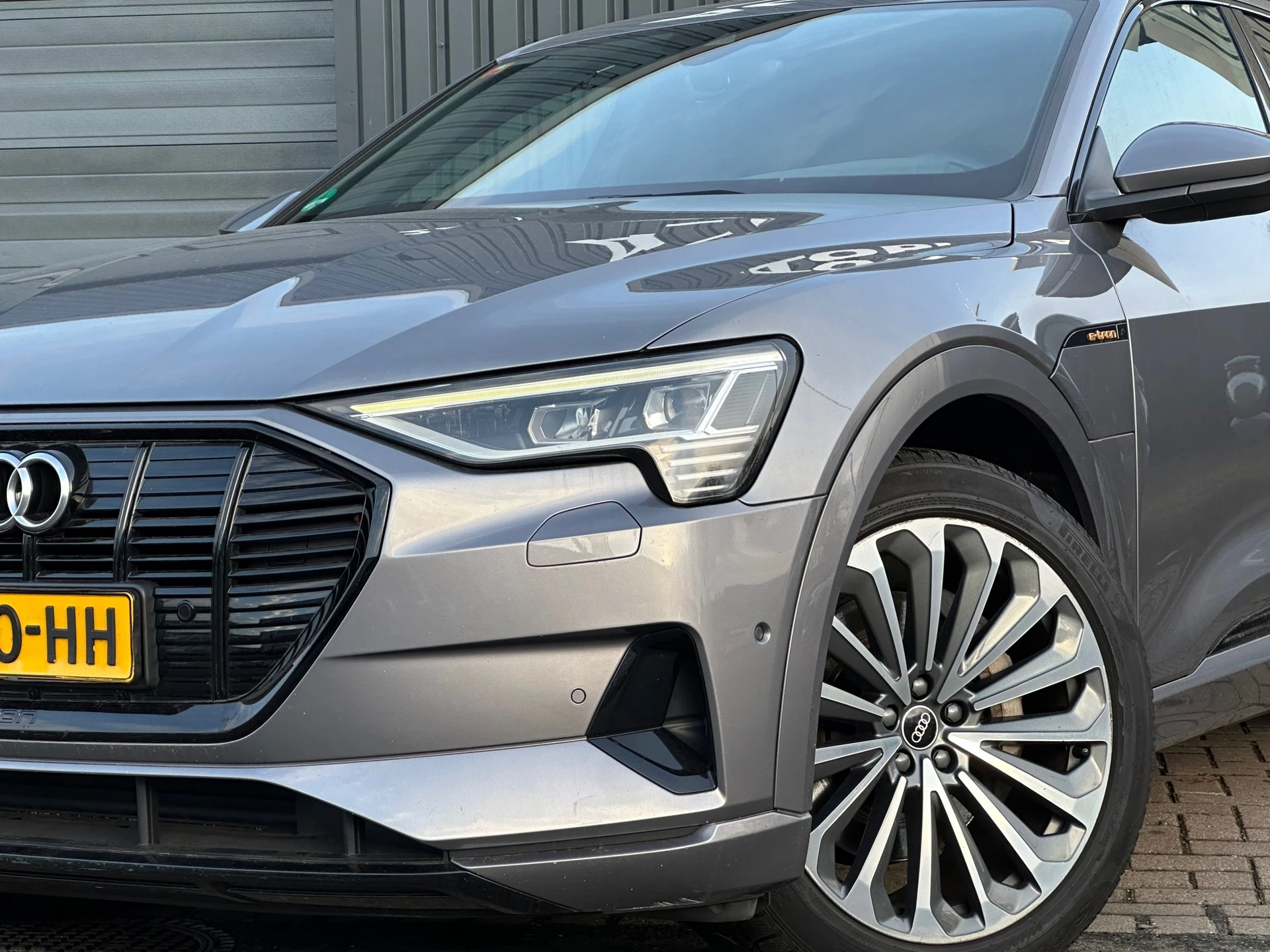 Hoofdafbeelding Audi e-tron