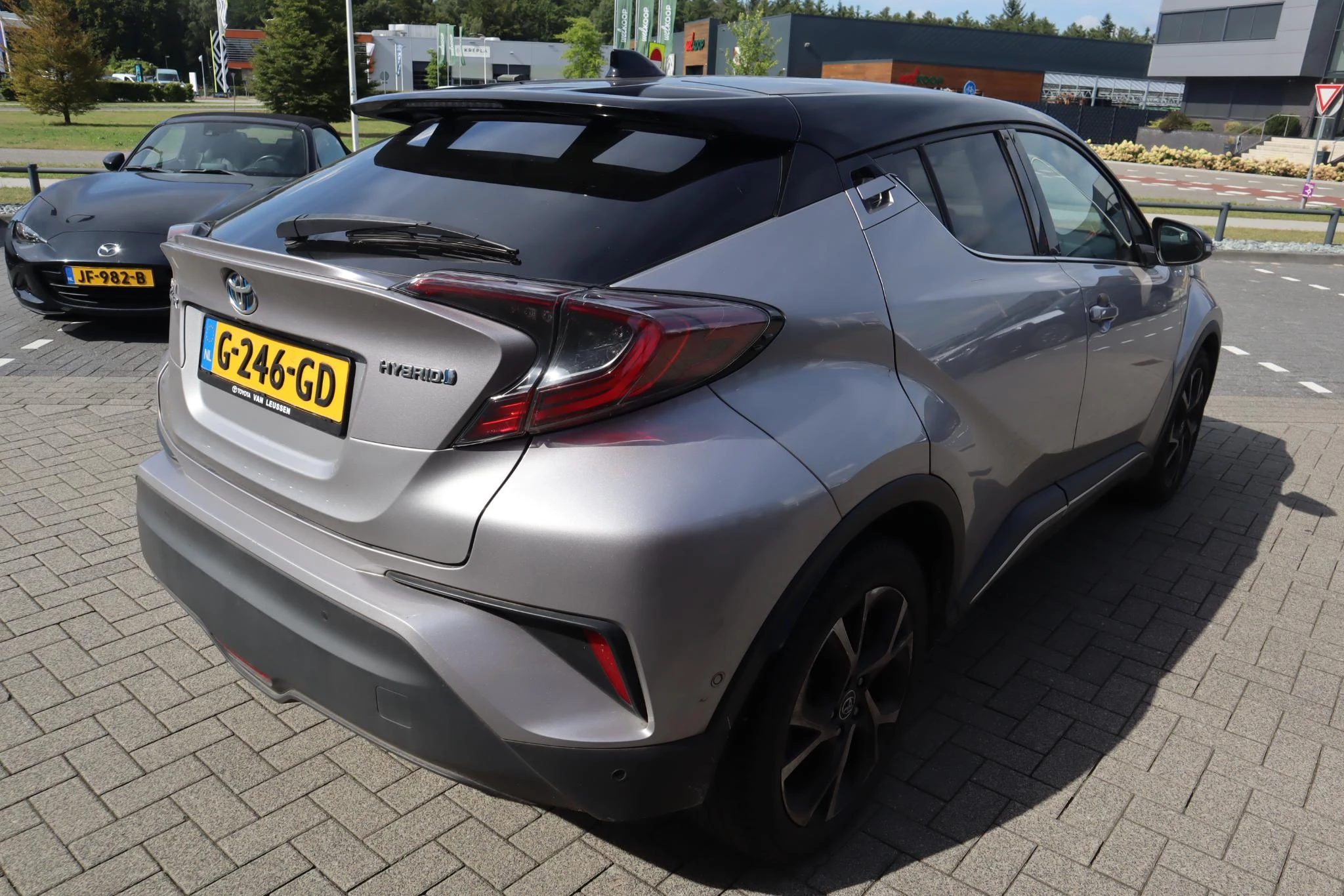 Hoofdafbeelding Toyota C-HR