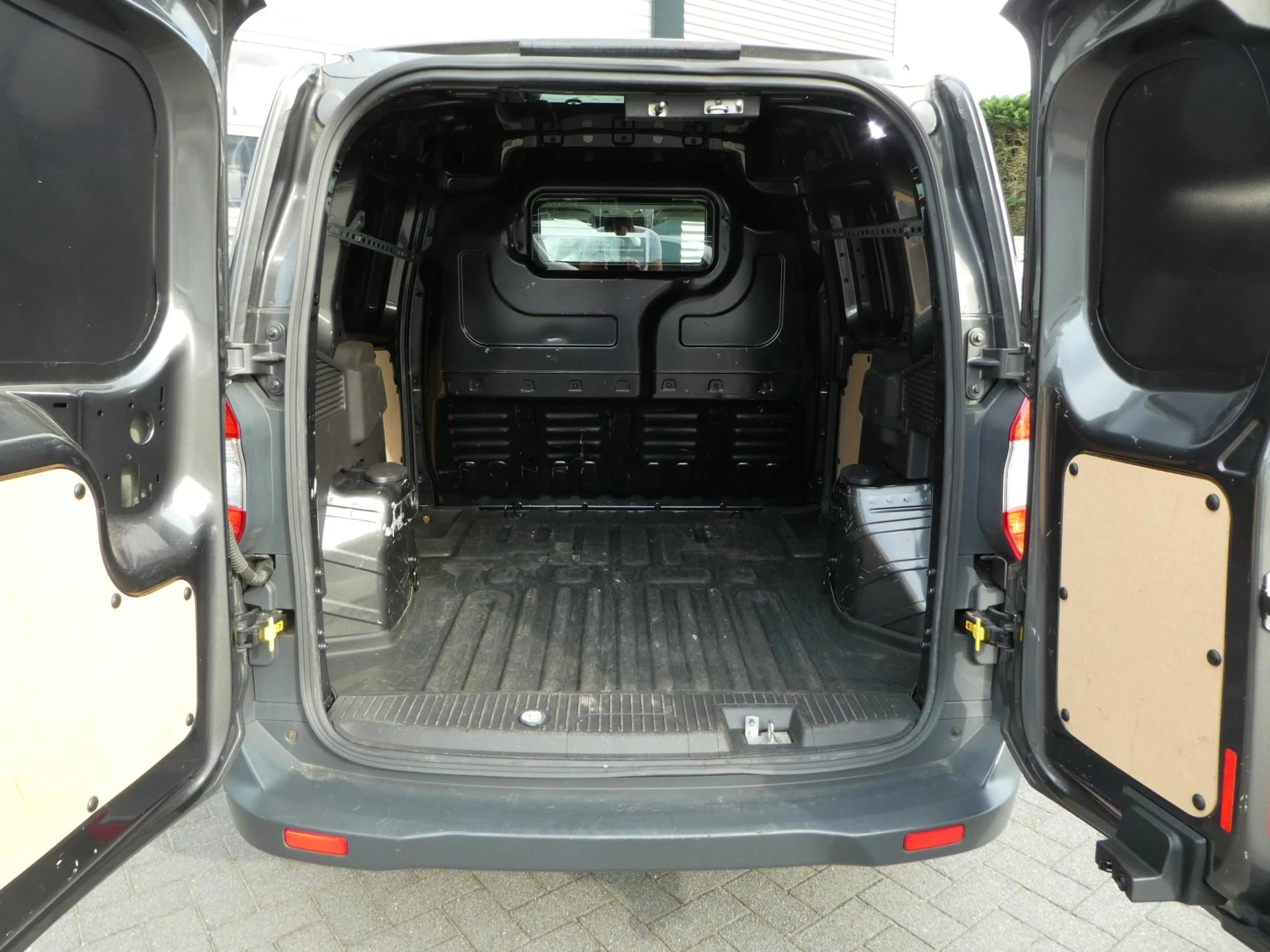 Hoofdafbeelding Ford Transit Courier