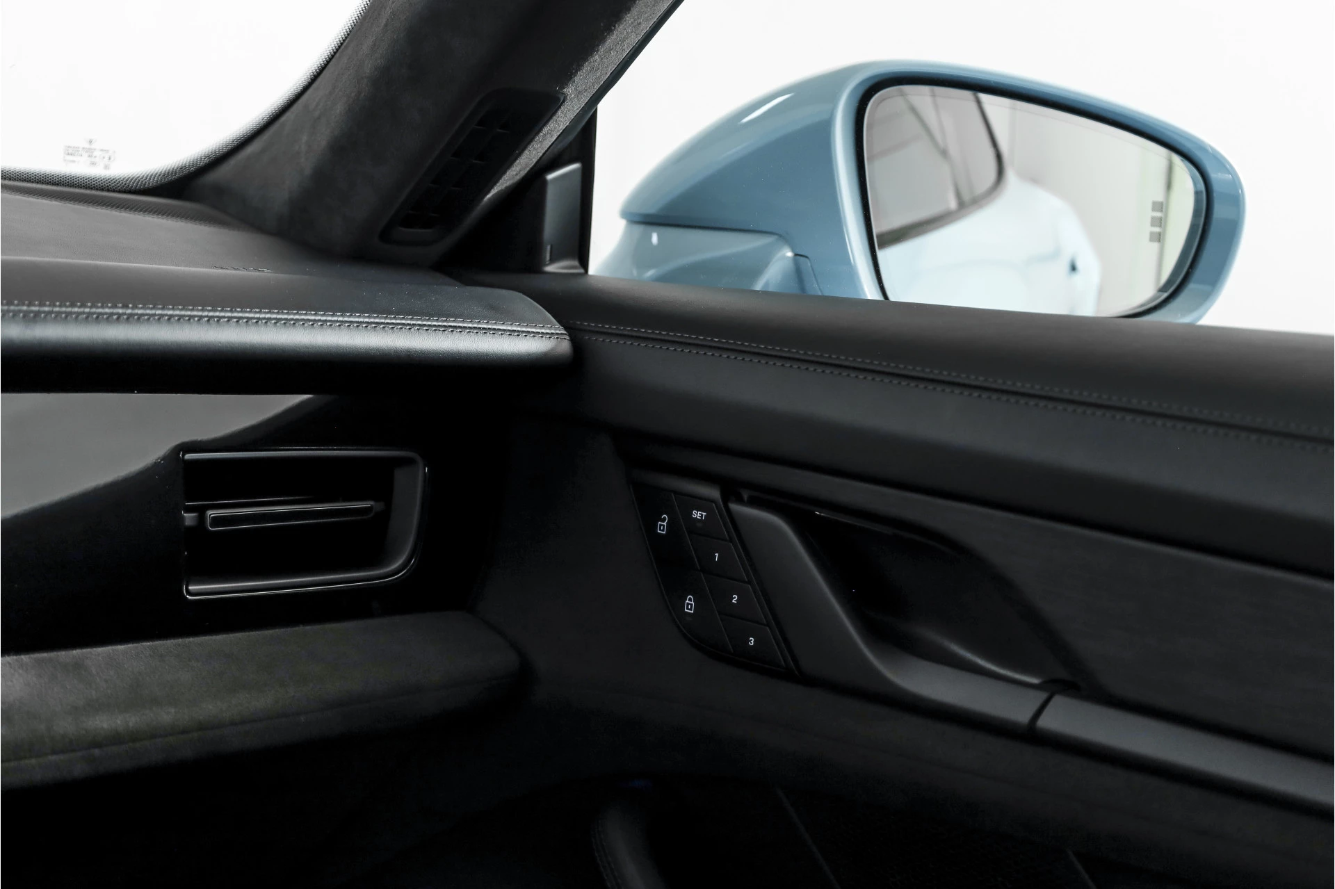 Hoofdafbeelding Porsche Taycan