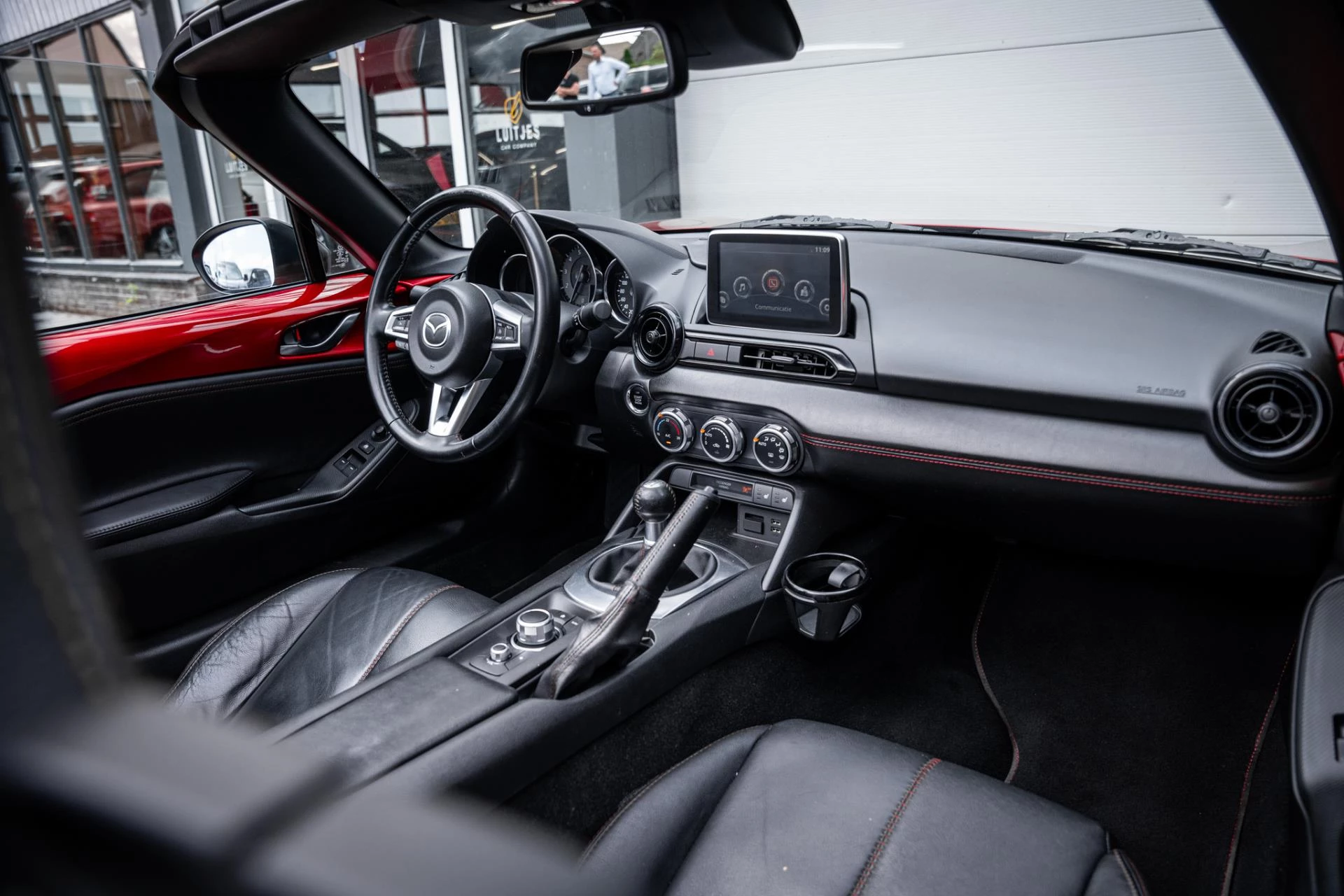 Hoofdafbeelding Mazda MX-5